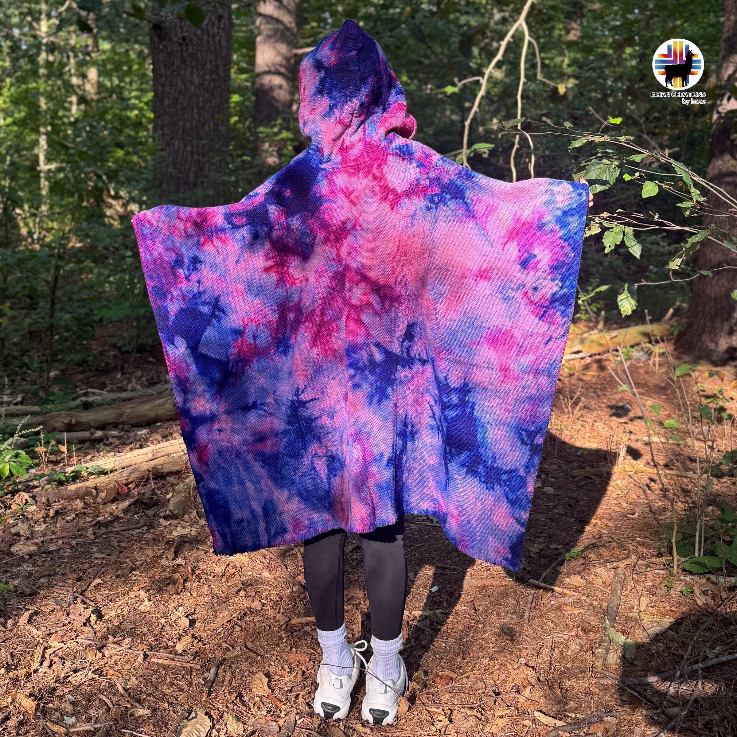 Helleborus Wool Poncho