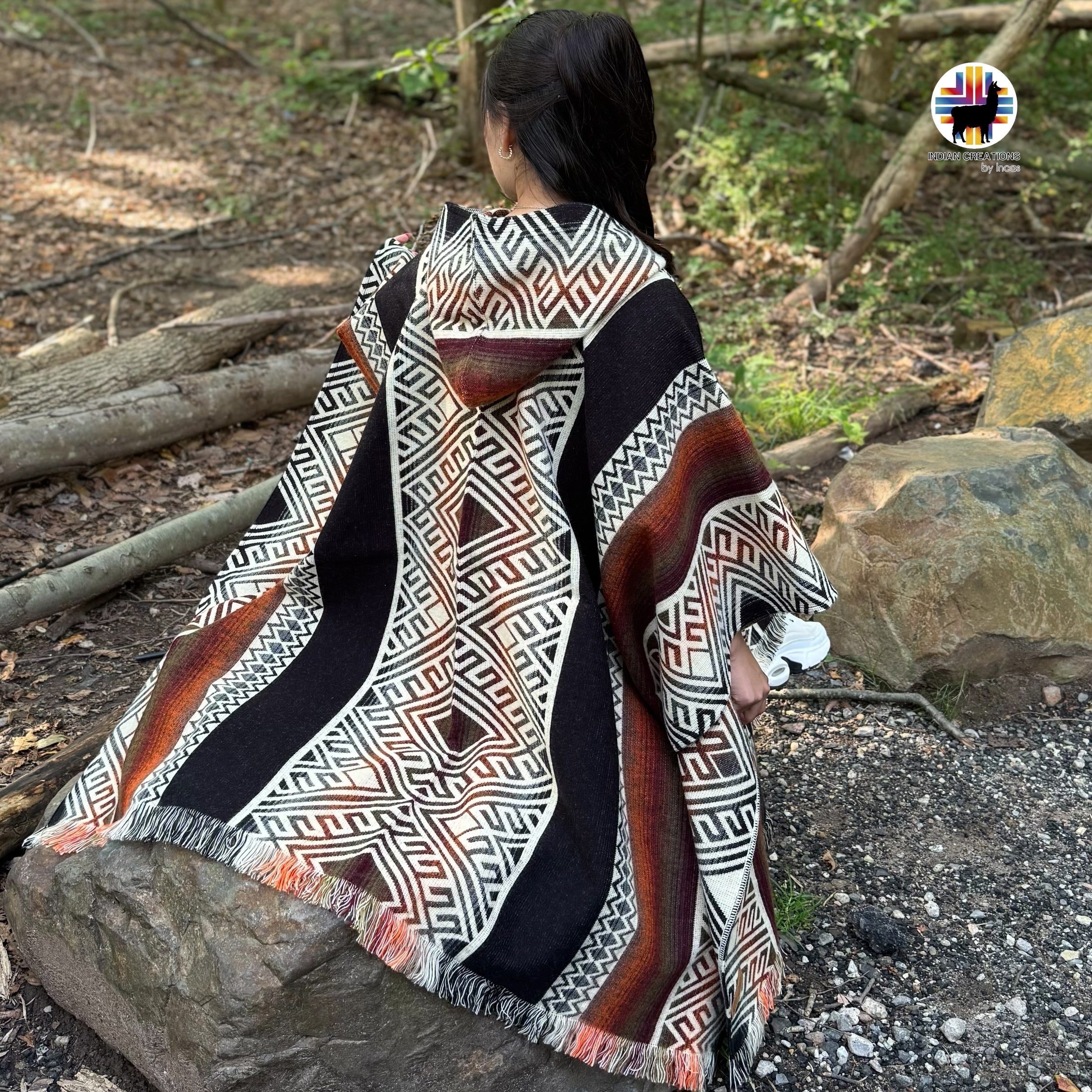 Dahlia pinnata Alpaca Poncho