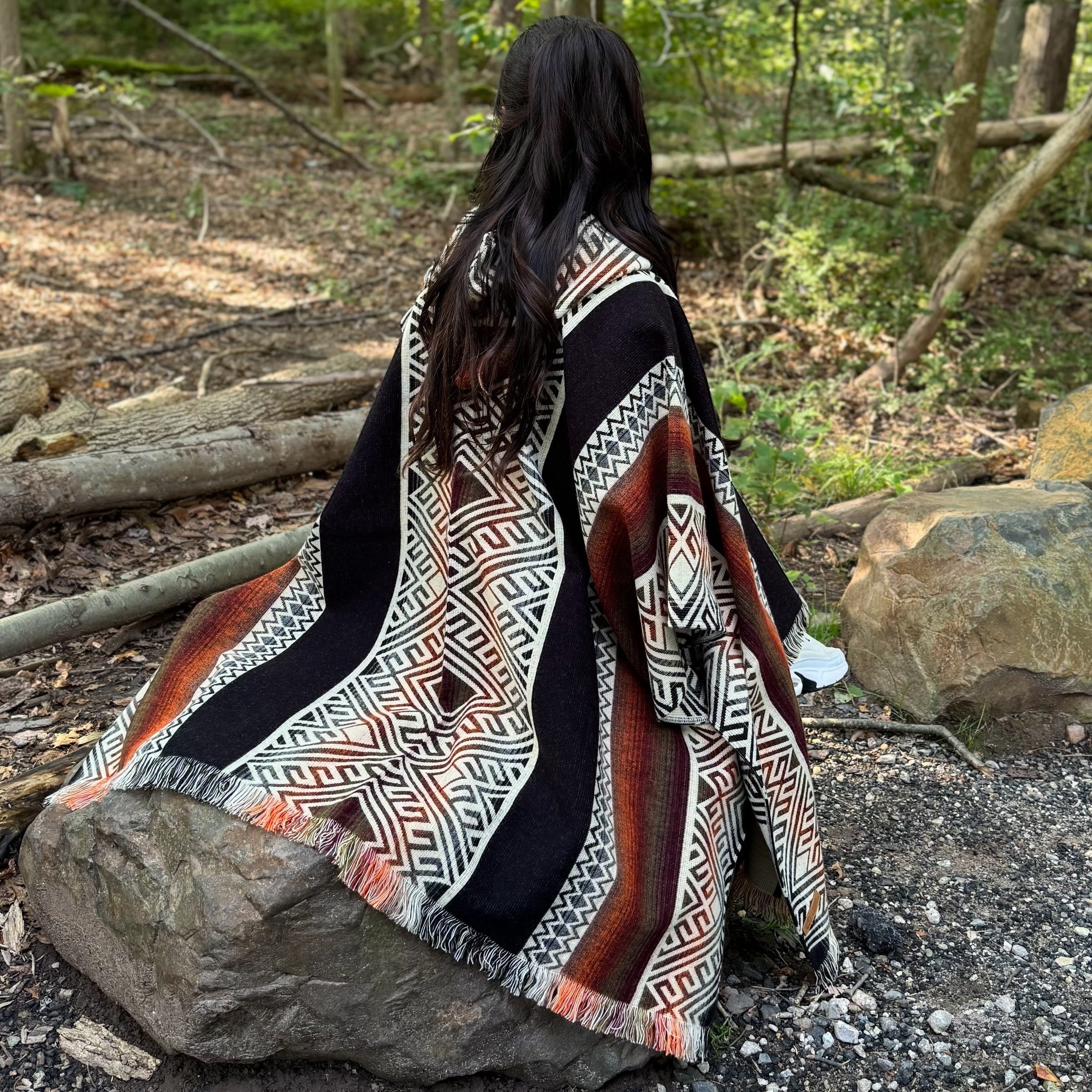 Dahlia pinnata Alpaca Poncho