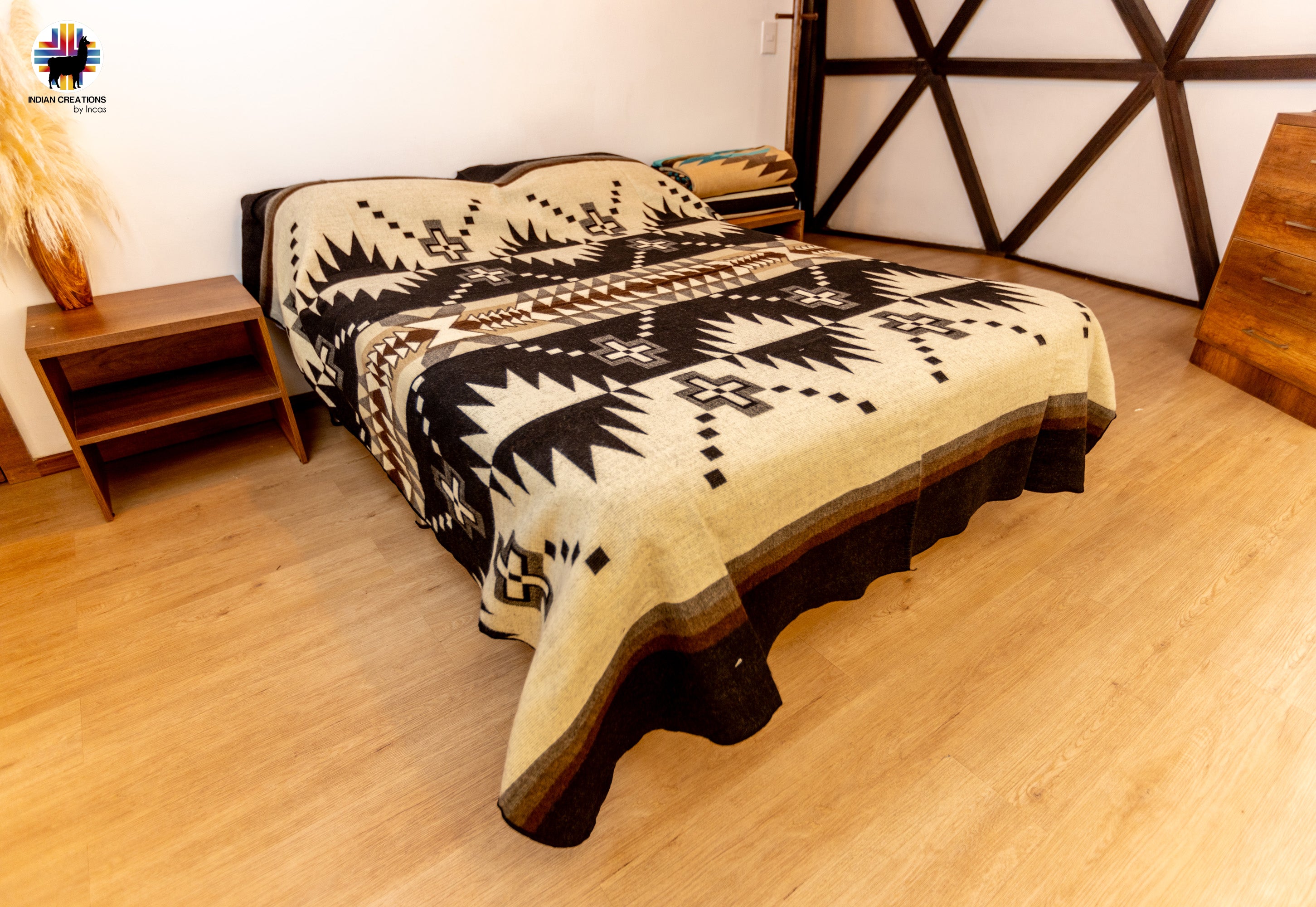 KING SIZE and Heavy-Duty Alpaca Blanket (Brown Holzstapel)