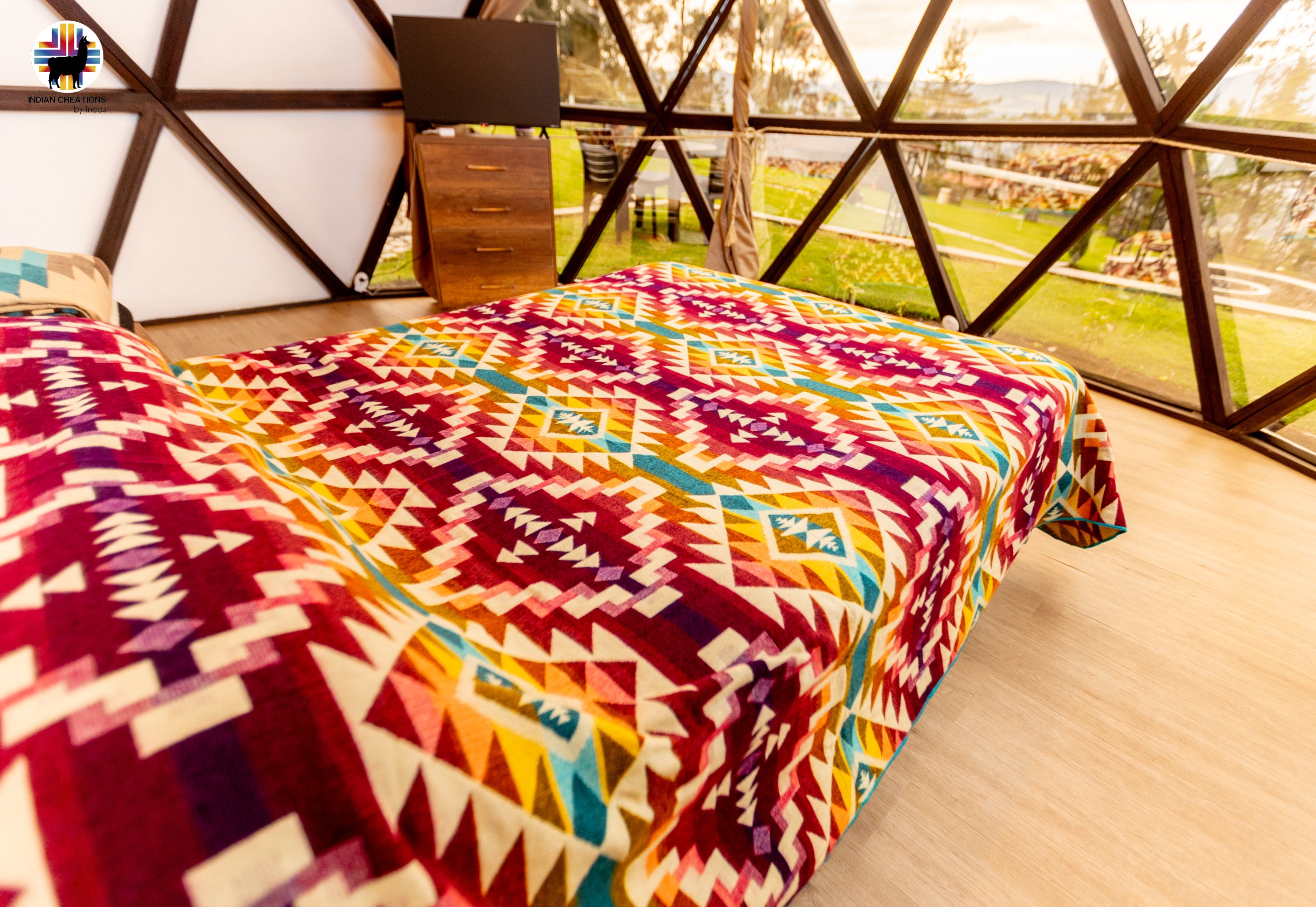 KING SIZE and Heavy-Duty Alpaca Blanket (The Seven Colors).