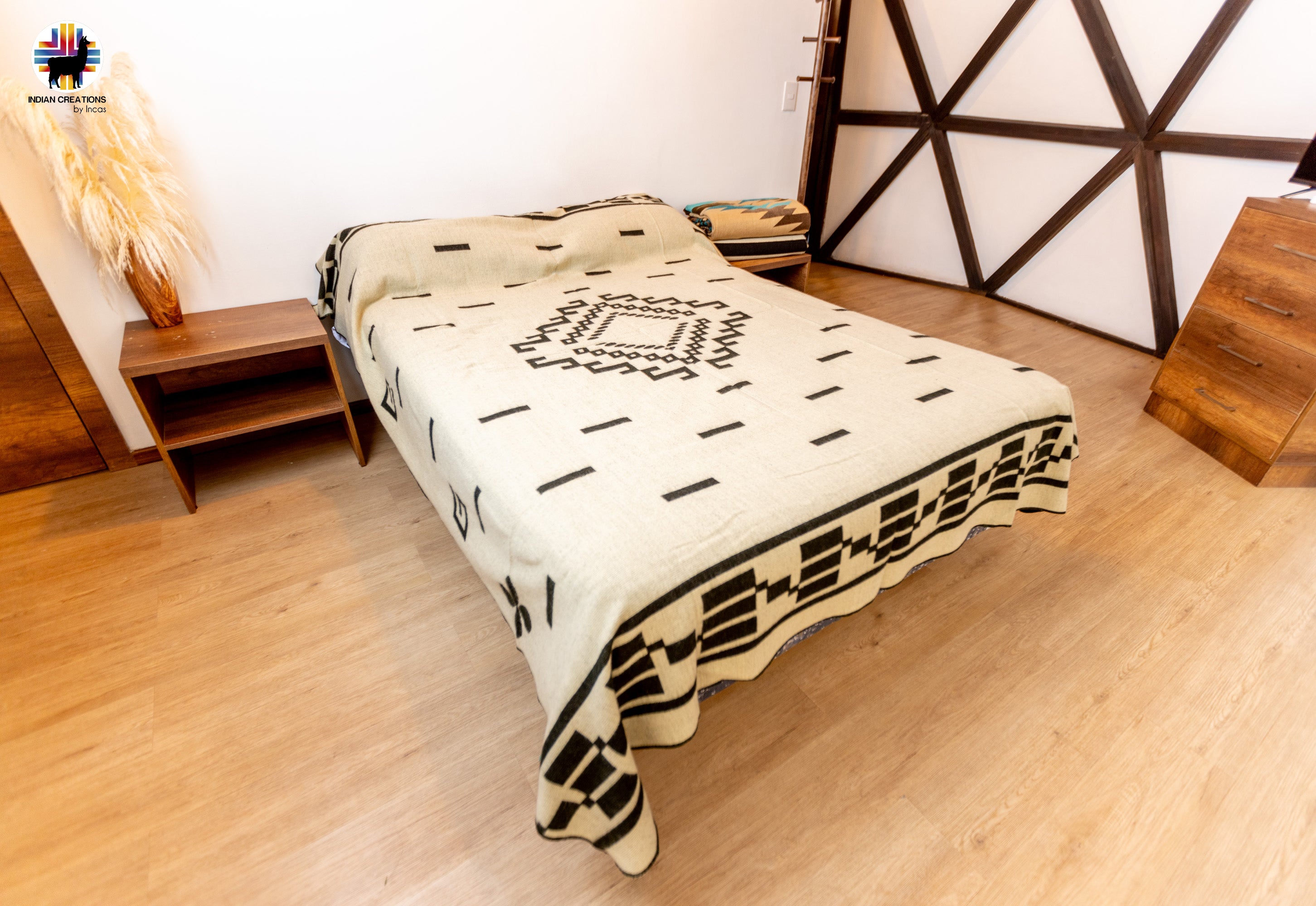 KING SIZE and Heavy-Duty Alpaca Blanket (Chrysanthemum)