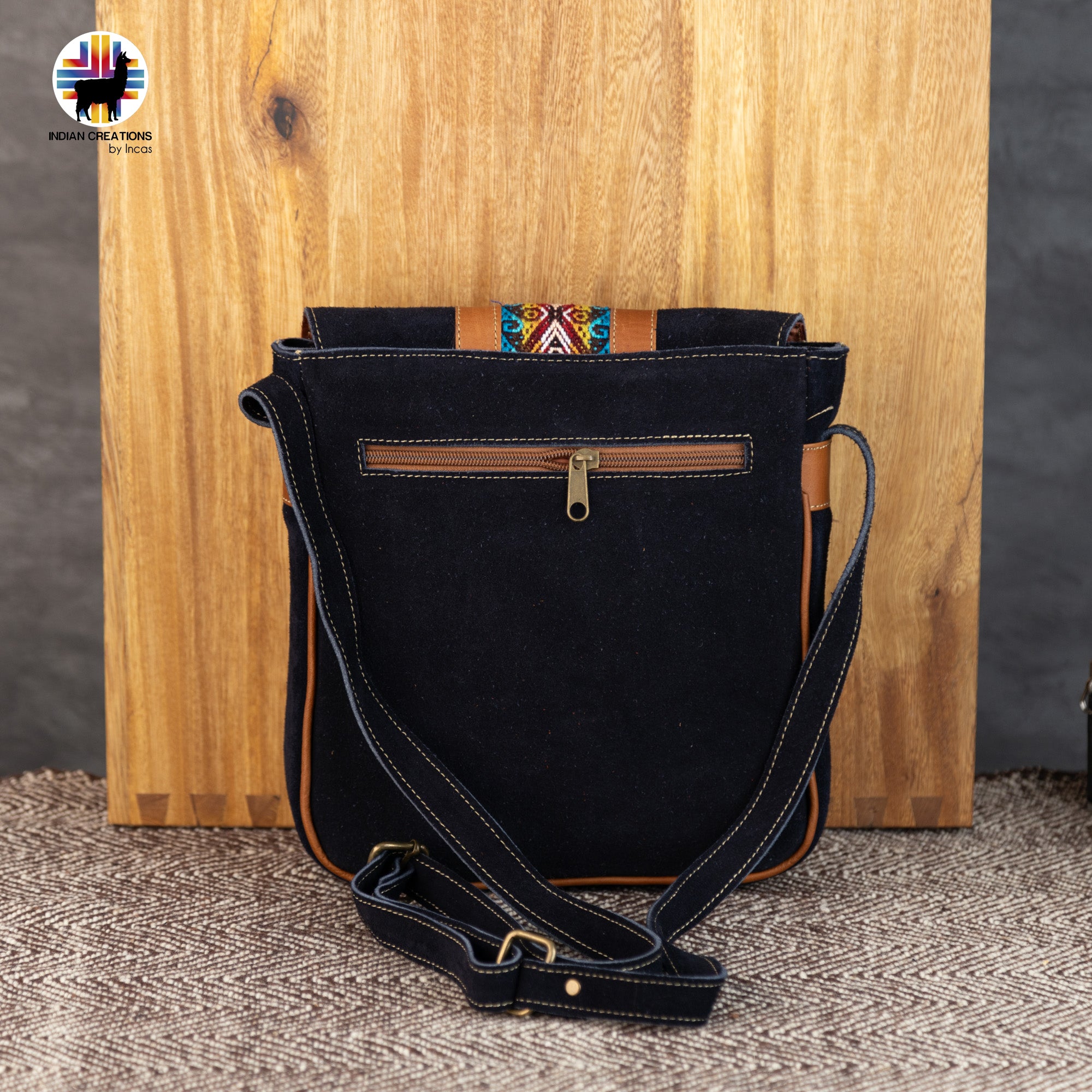 Suede Leather Cross-body Purse. Handcrafted by Indigenous Hands. Chic Purse. Hippie & Bohemian Style. FREE SHIPPING! Gift Ideas