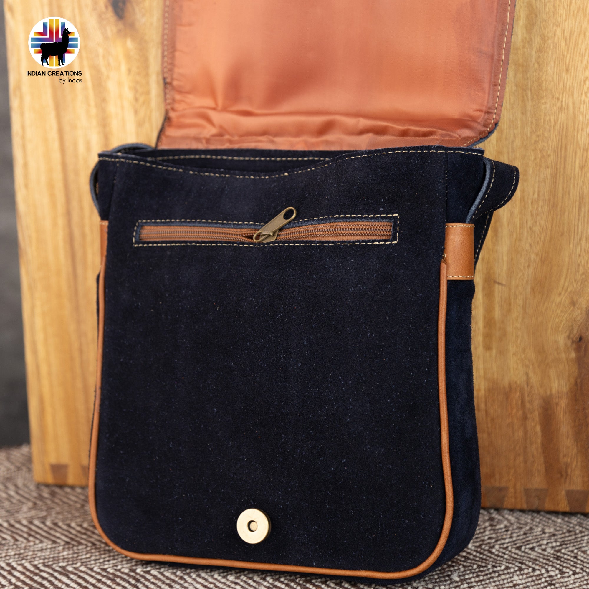 Suede Leather Cross-body Purse. Handcrafted by Indigenous Hands. Chic Purse. Hippie & Bohemian Style. FREE SHIPPING! Gift Ideas