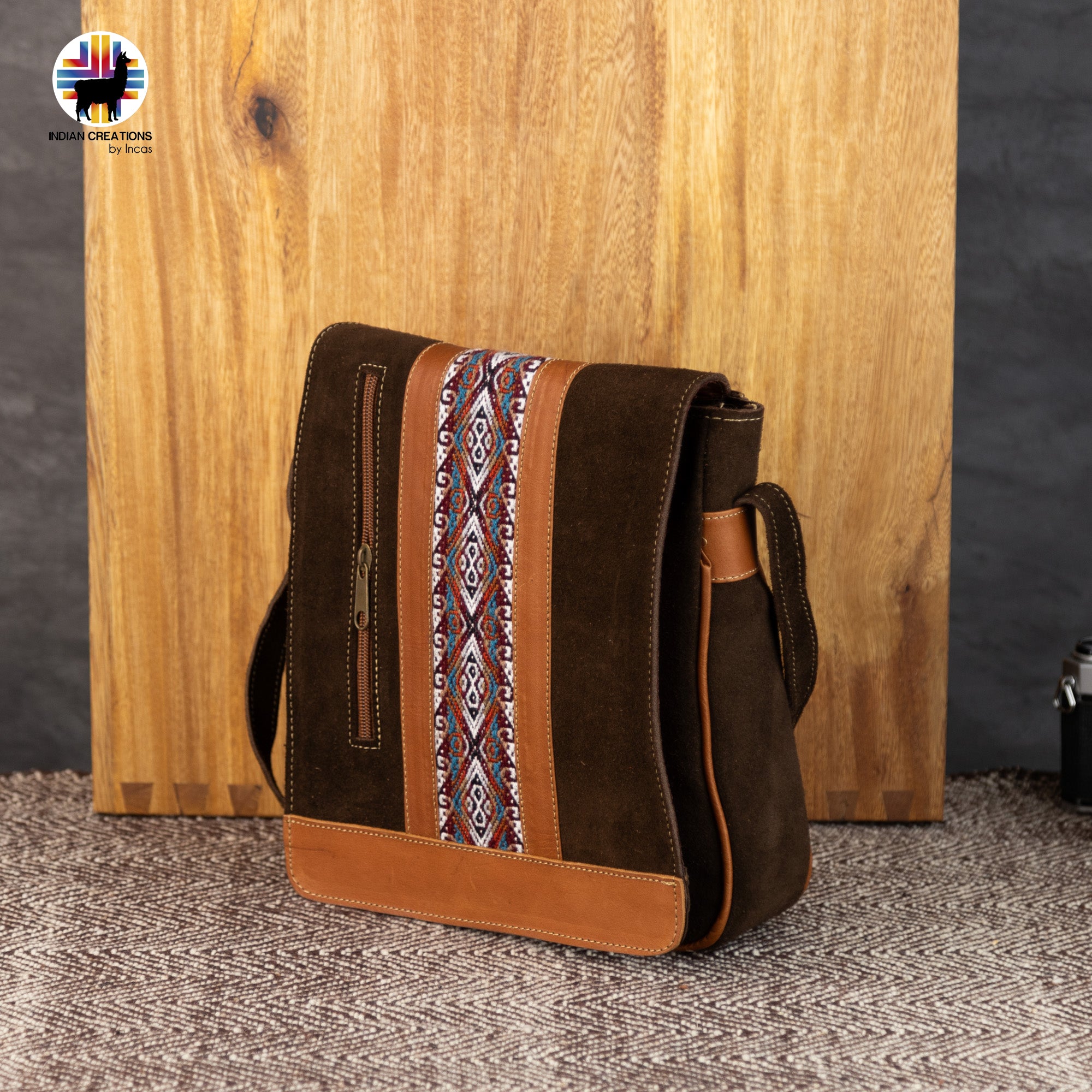 Suede Leather Cross-body Purse. Handcrafted by Indigenous Hands. Chic Purse. Hippie & Bohemian Style. FREE SHIPPING! Gift Ideas