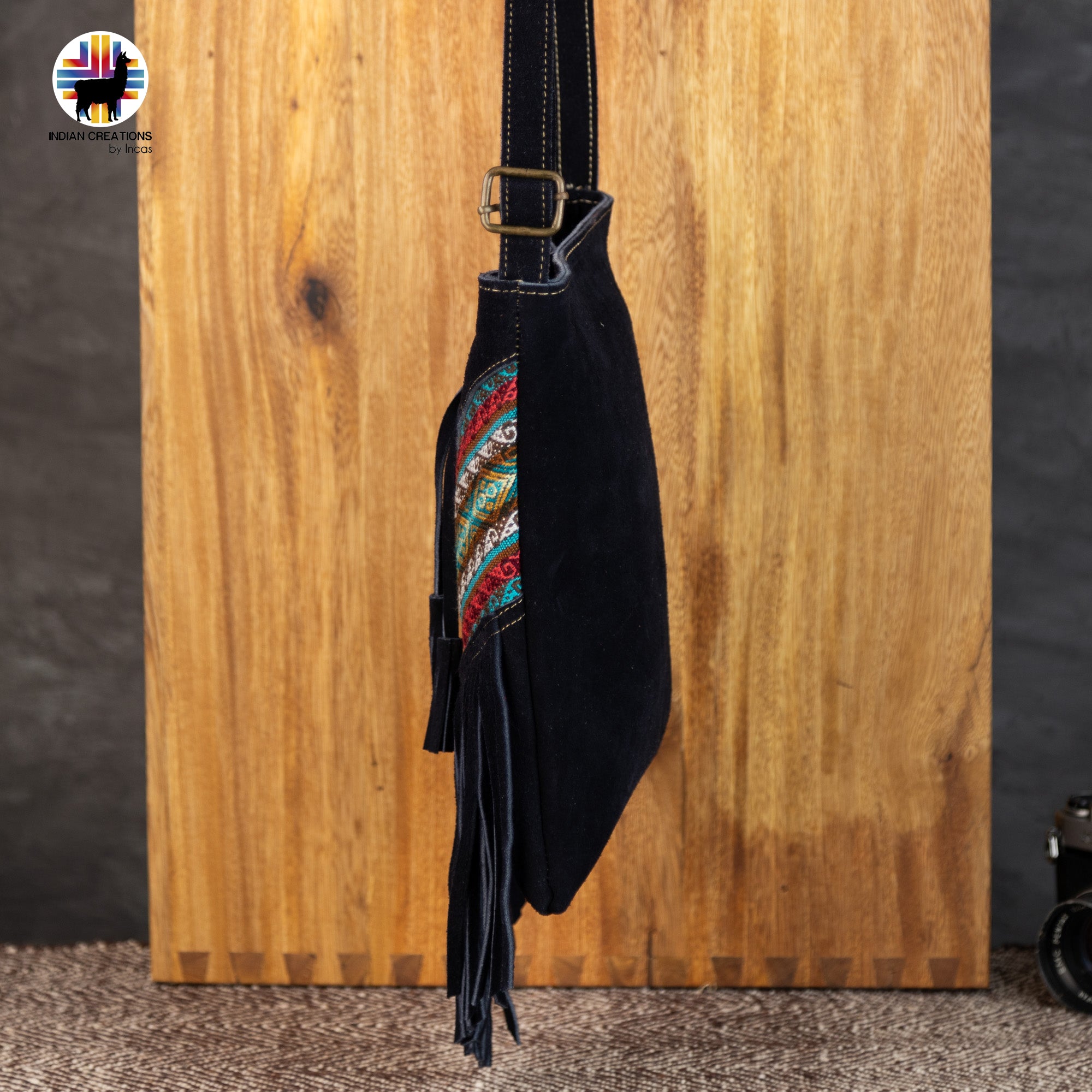 Suede Leather Cross-body Purse. Handcrafted by Indigenous Hands. Chic Purse. Hippie & Bohemian Style. FREE SHIPPING! Gift Ideas