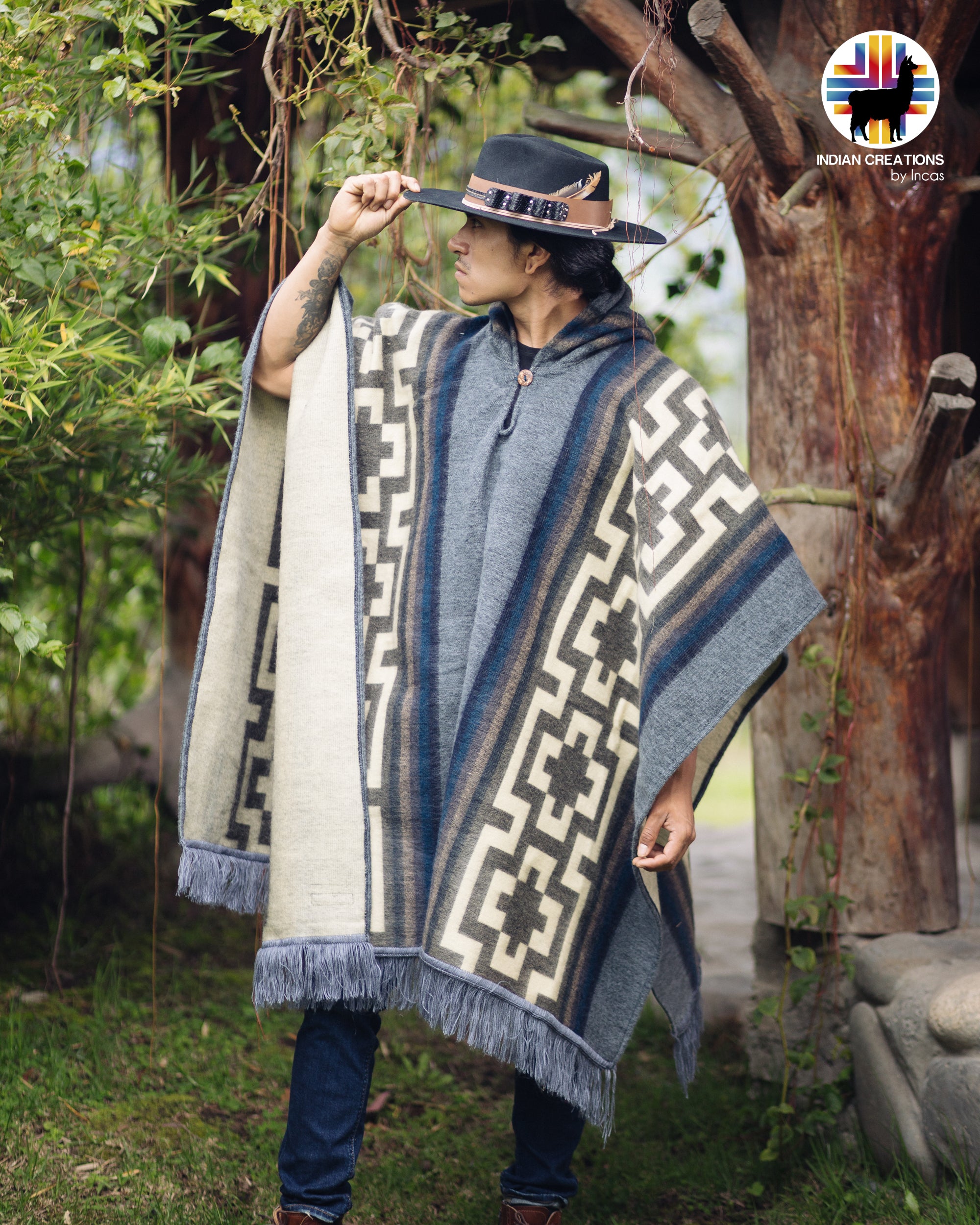 Kingbird Alpaca Poncho