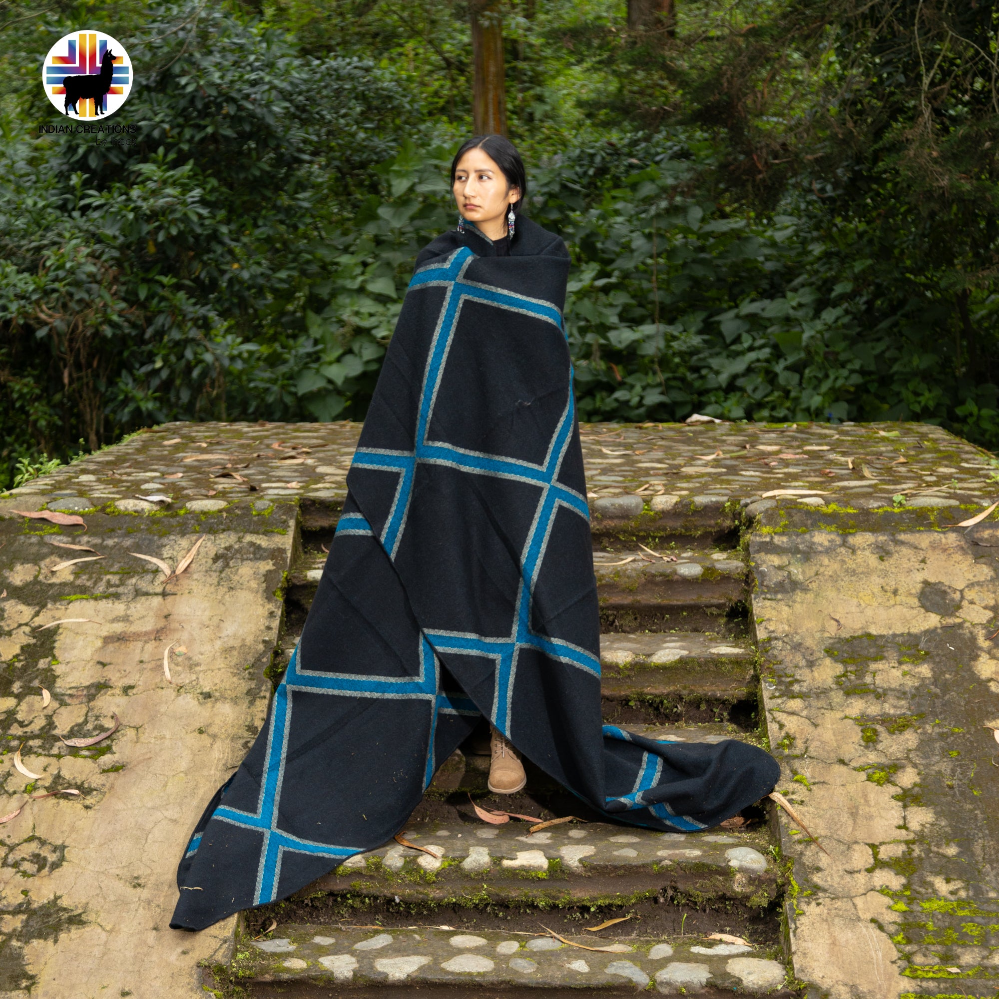 Brunnera Handmade Alpaca Wool Blanket. Queen Size.