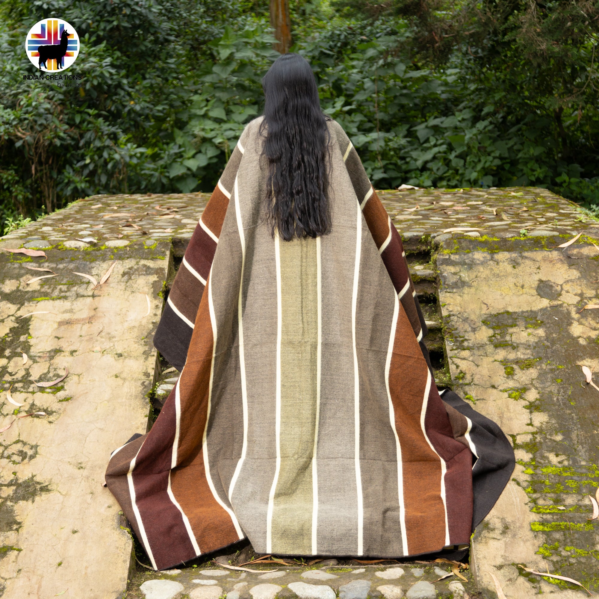 Cattleya Angereri Handmade Alpaca Wool Blanket. Queen Size.