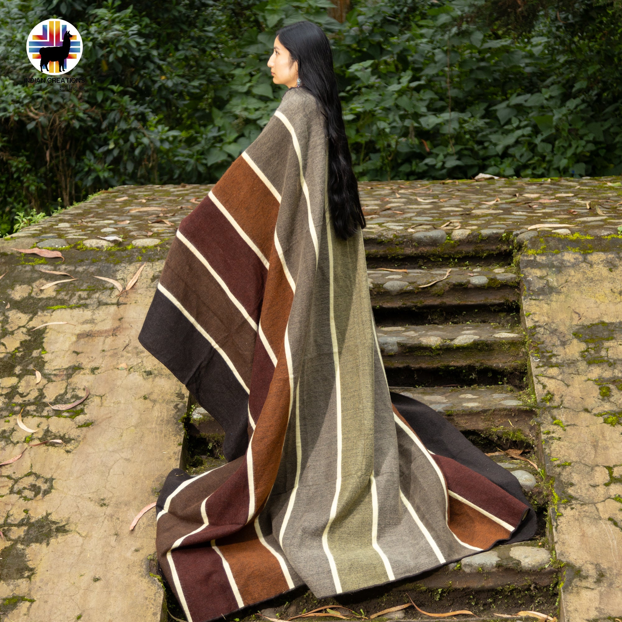 Cattleya Angereri Handmade Alpaca Wool Blanket. Queen Size.