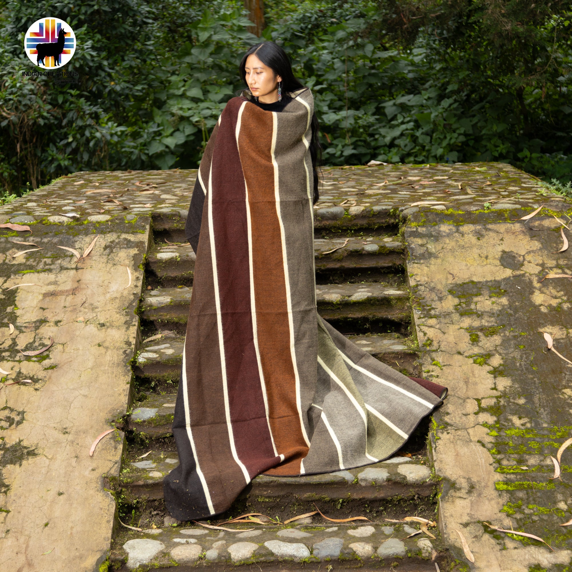 Cattleya Angereri Handmade Alpaca Wool Blanket. Queen Size.