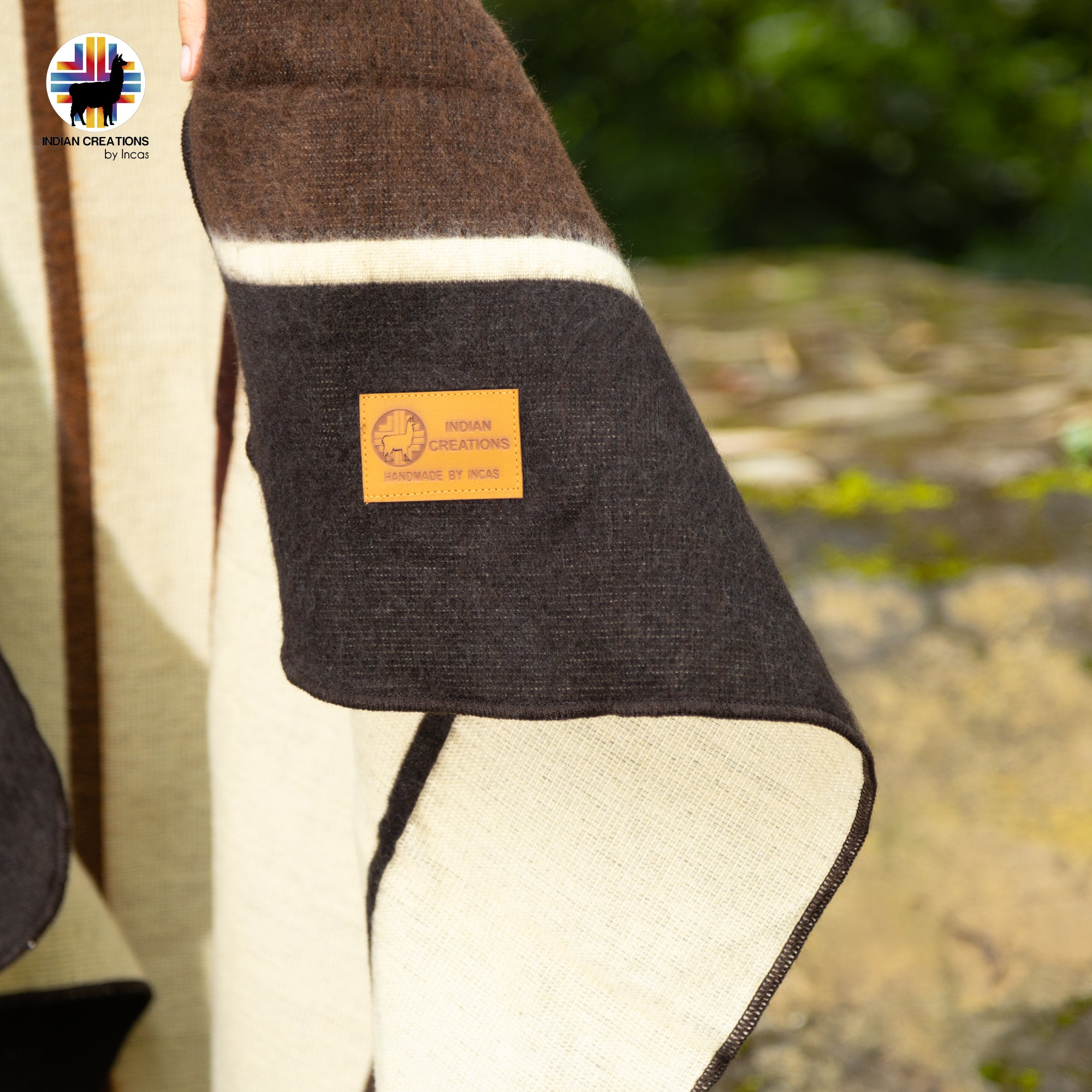 Cattleya Angereri Handmade Alpaca Wool Blanket. Queen Size.