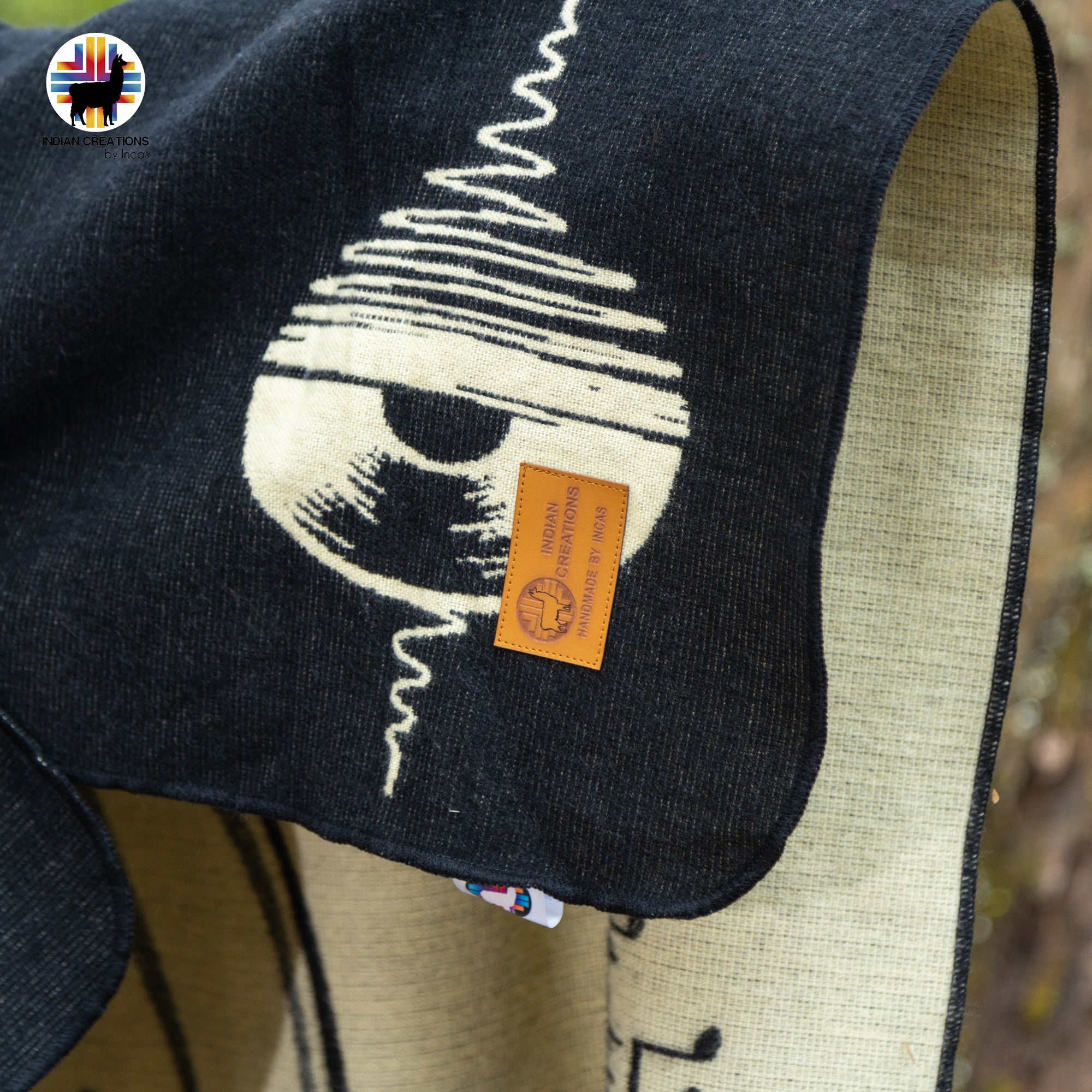 The Vibes Handmade Alpaca Wool Blanket. Queen Size.