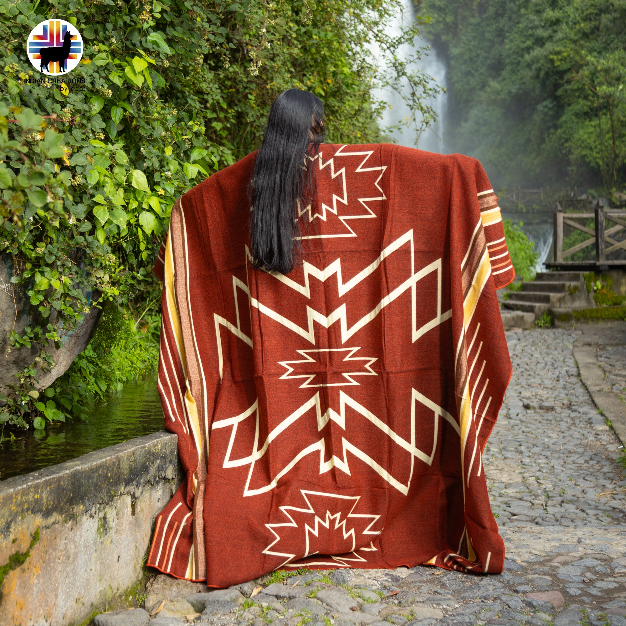 Tithonia Handmade Alpaca Wool Blanket. Queen Size