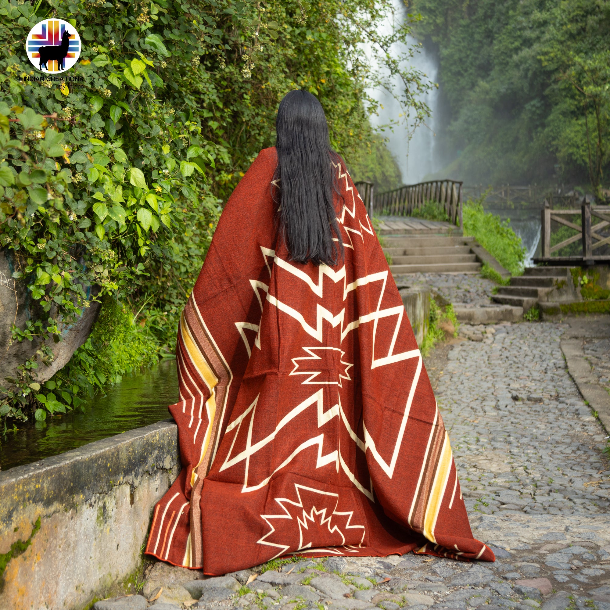 Tithonia Handmade Alpaca Wool Blanket. Queen Size