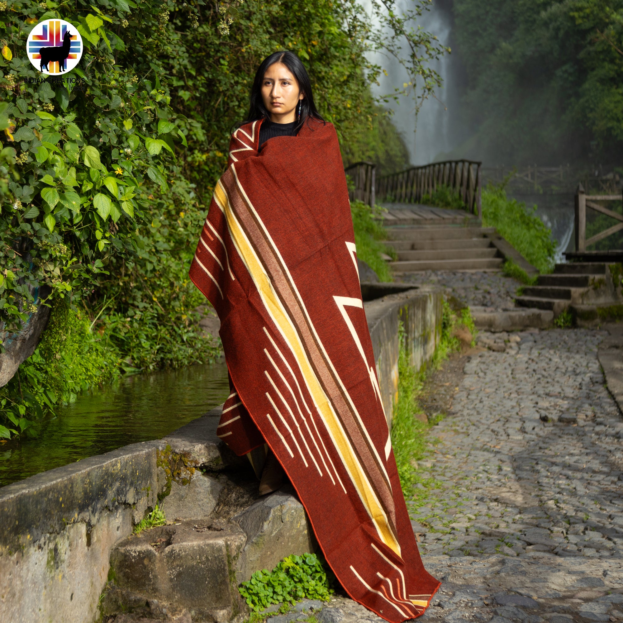 Tithonia Handmade Alpaca Wool Blanket. Queen Size