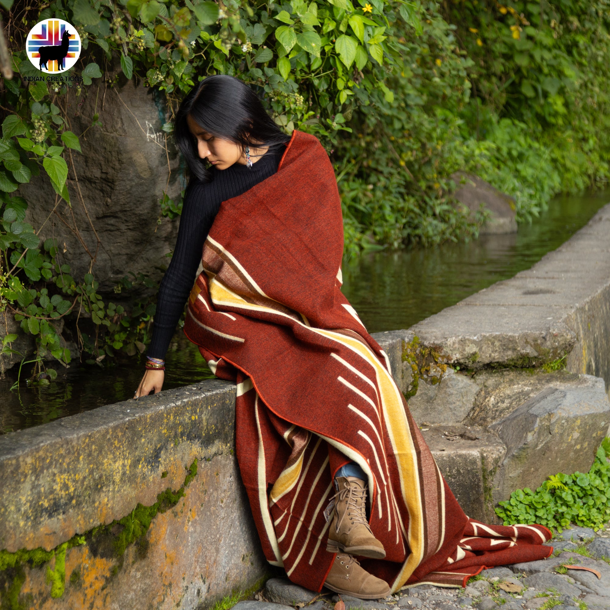 Tithonia Handmade Alpaca Wool Blanket. Queen Size