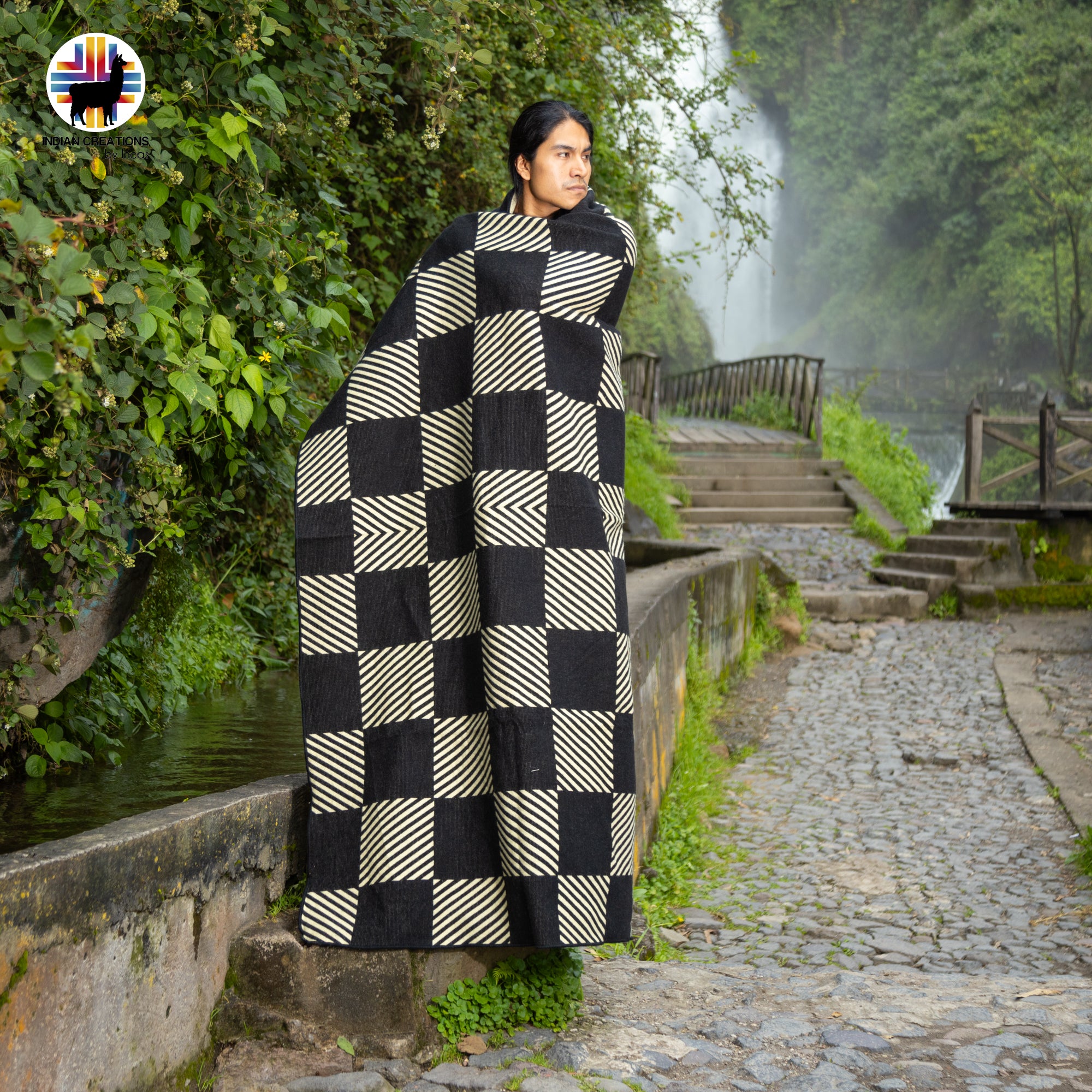 Gambit Handmade Alpaca Wool Blanket. Queen Size.