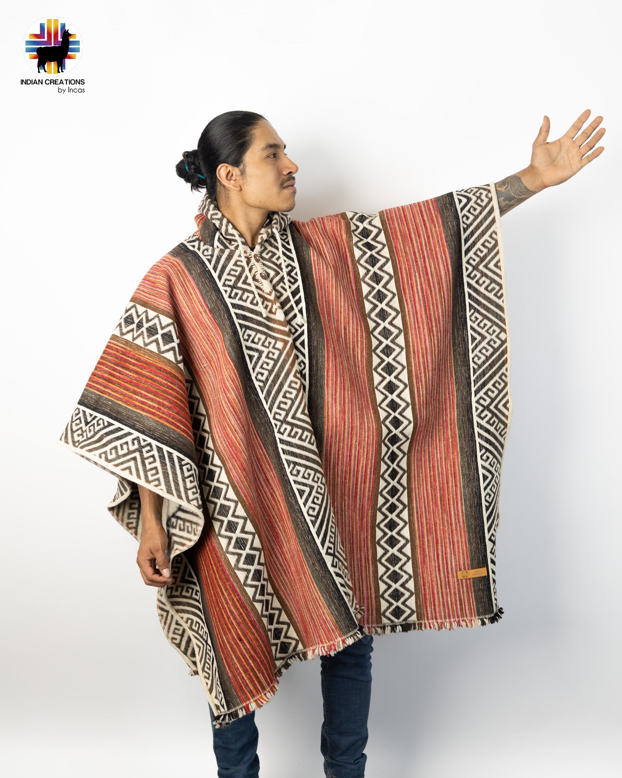 Sky Yarrow Luxurious Sheep Wool Poncho