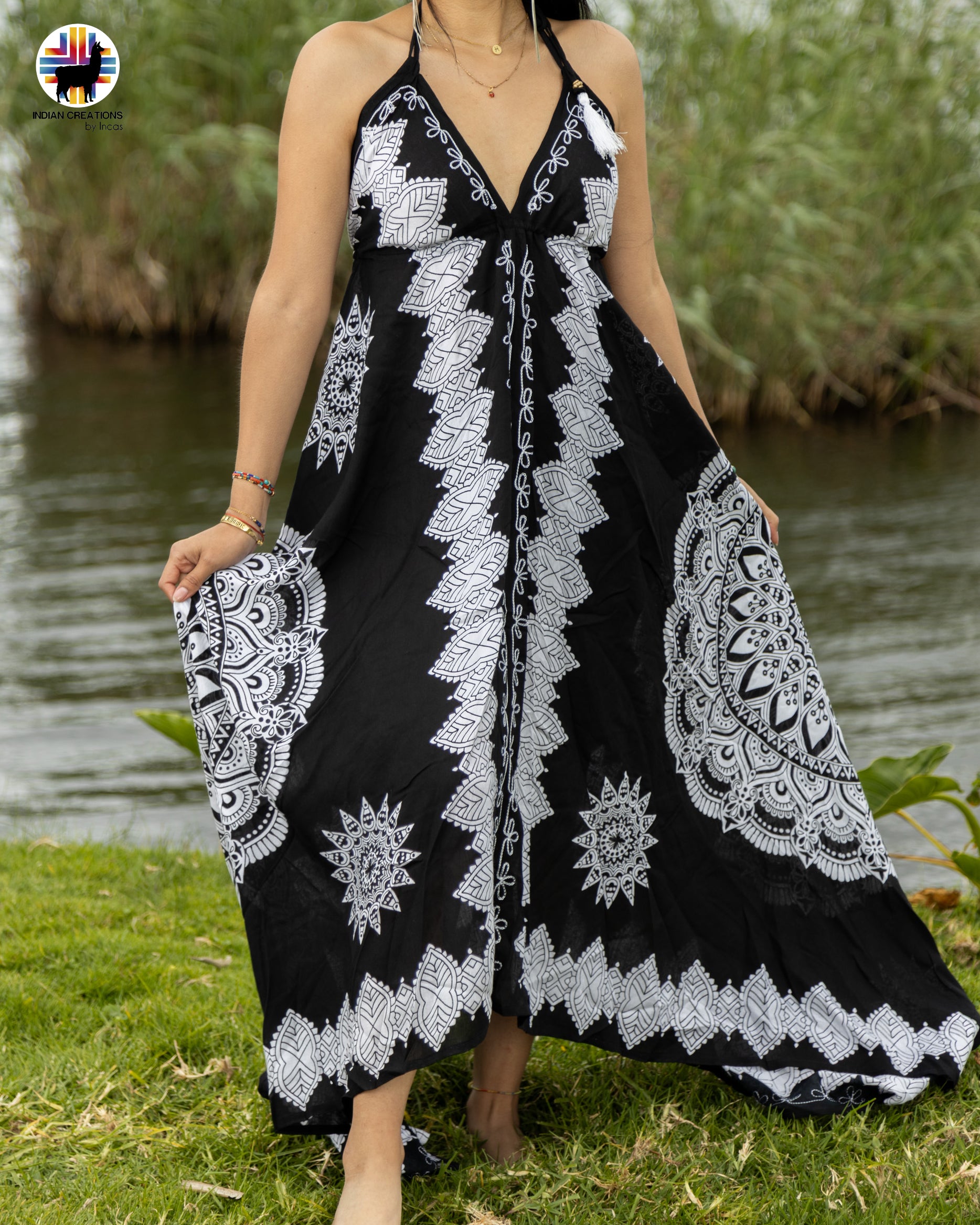 Hand-embroidered Dress. Bohemian Style. Super Comfortable and breathable rayon. S/M and L/XL Machine Washable.  FREE SHIPPING!