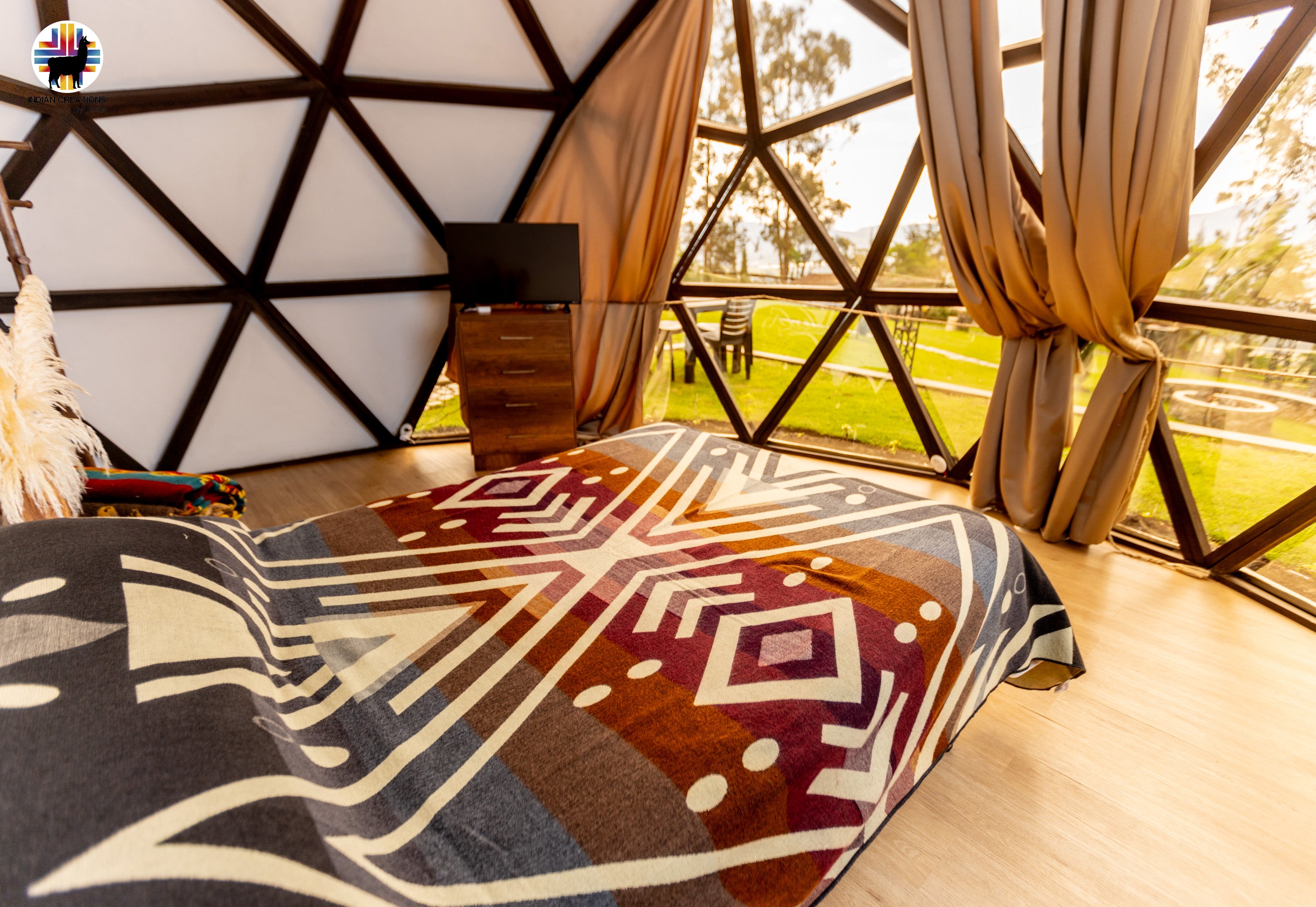 KING SIZE and Heavy-Duty Alpaca Blanket (Terracotta Field)