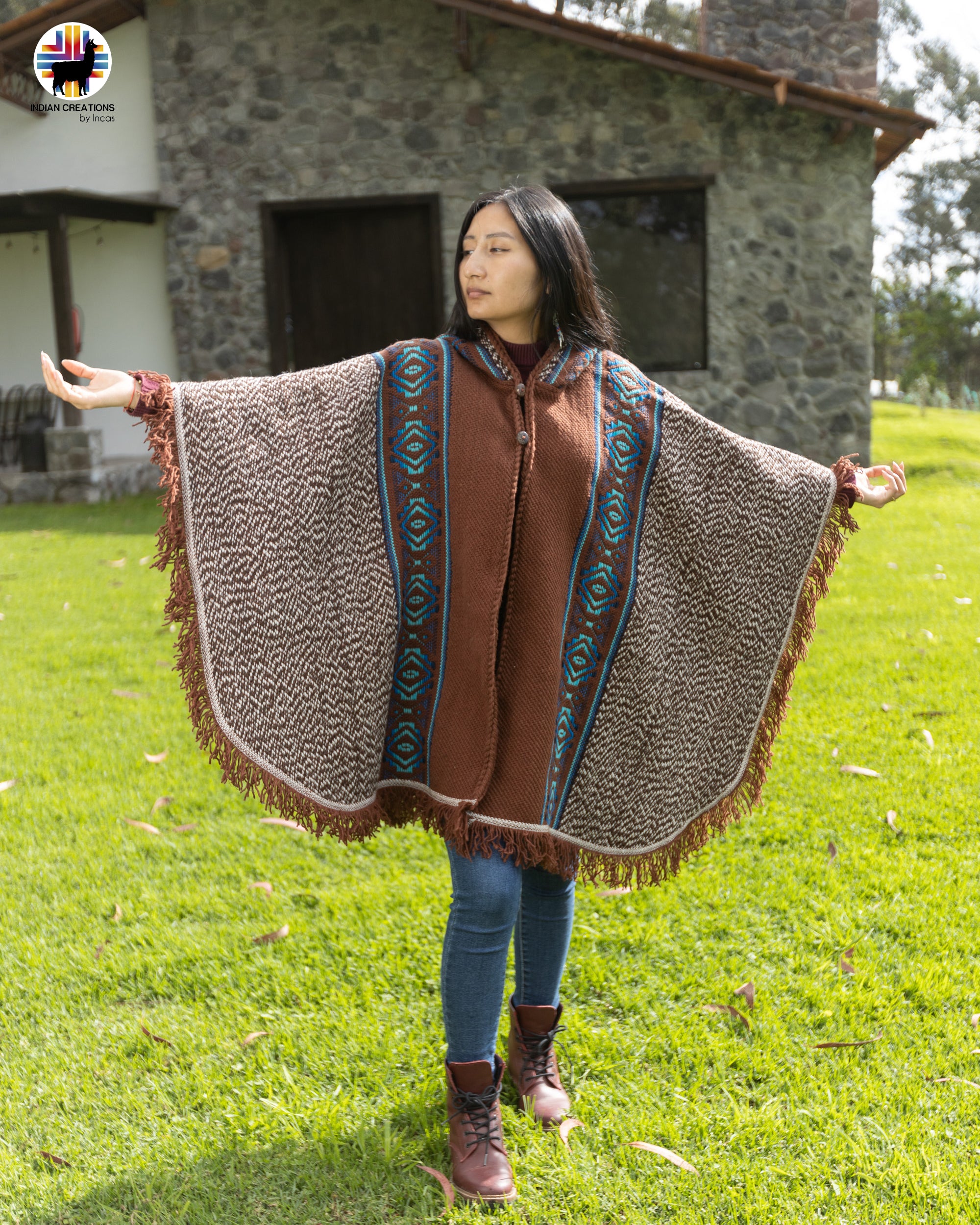 Chionodoxa Sheep Wool Cape