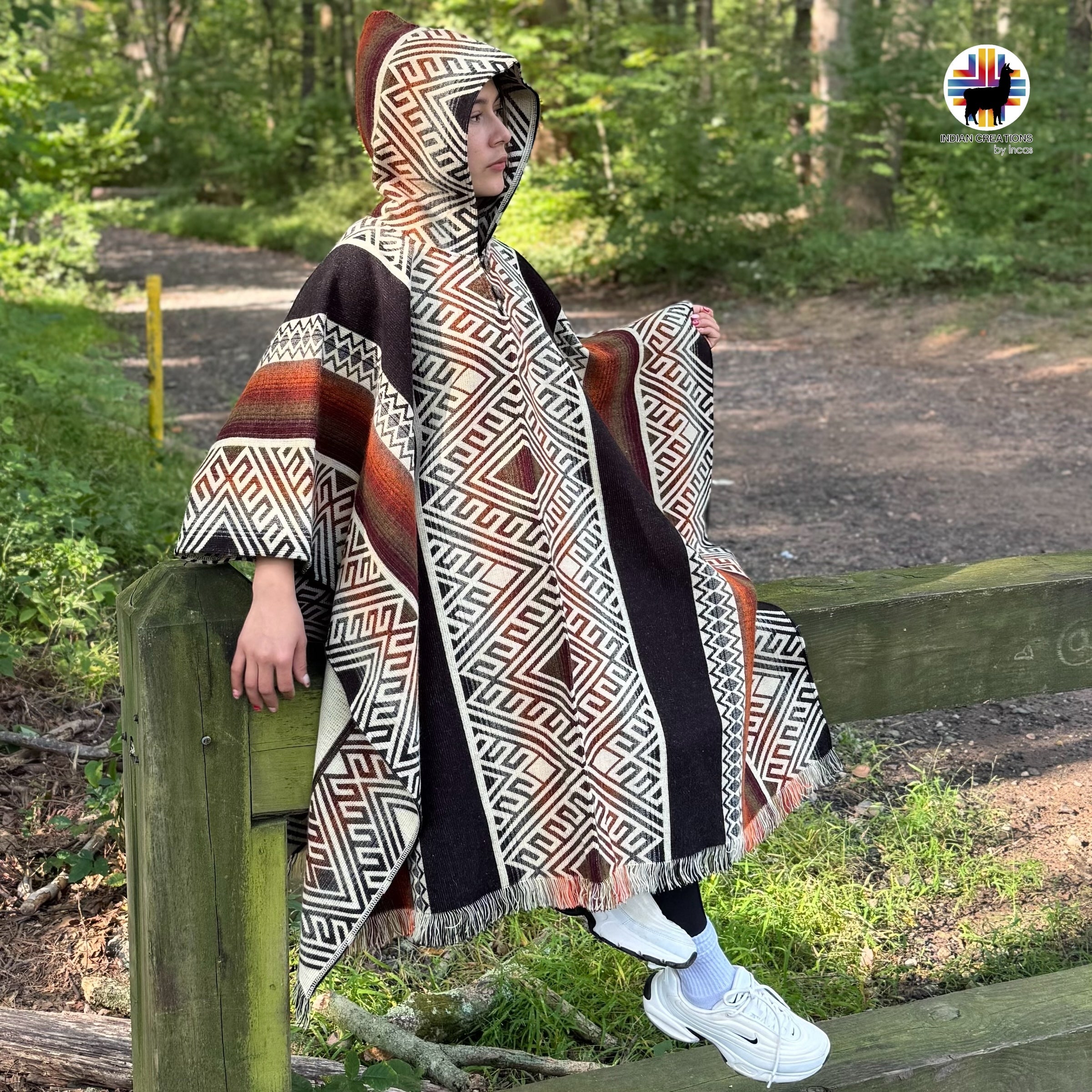 Dahlia pinnata Alpaca Poncho