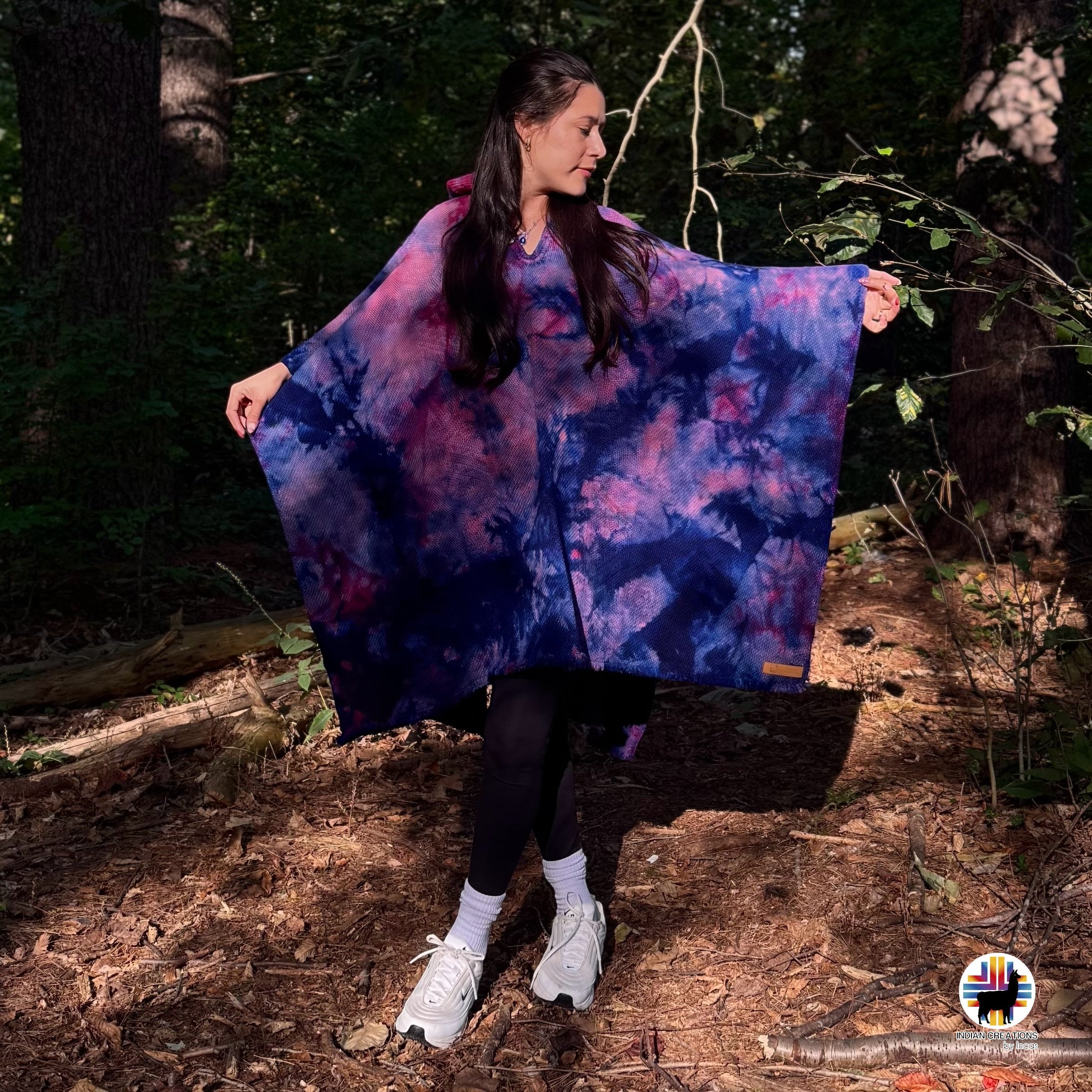 Helleborus Wool Poncho