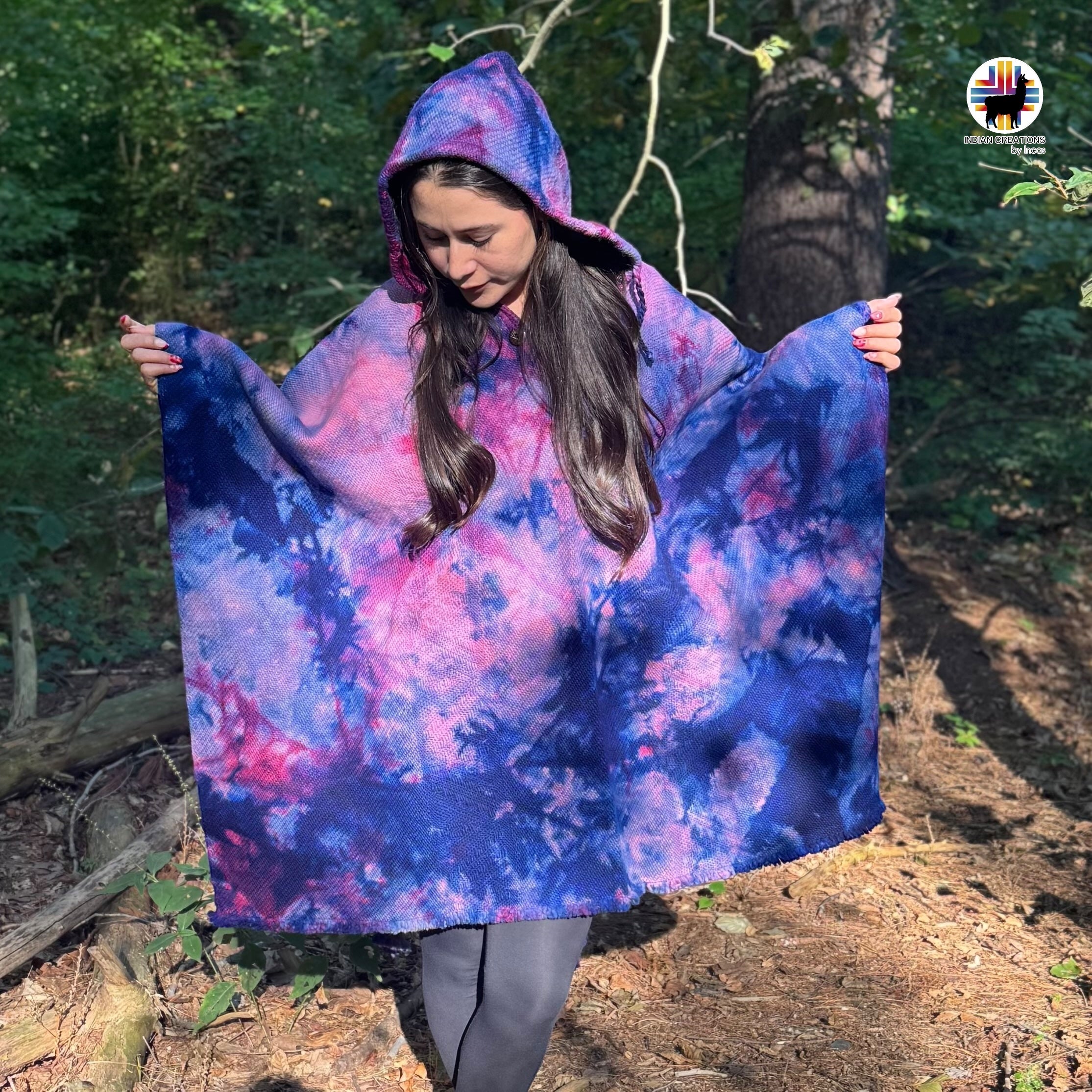 Helleborus Wool Poncho