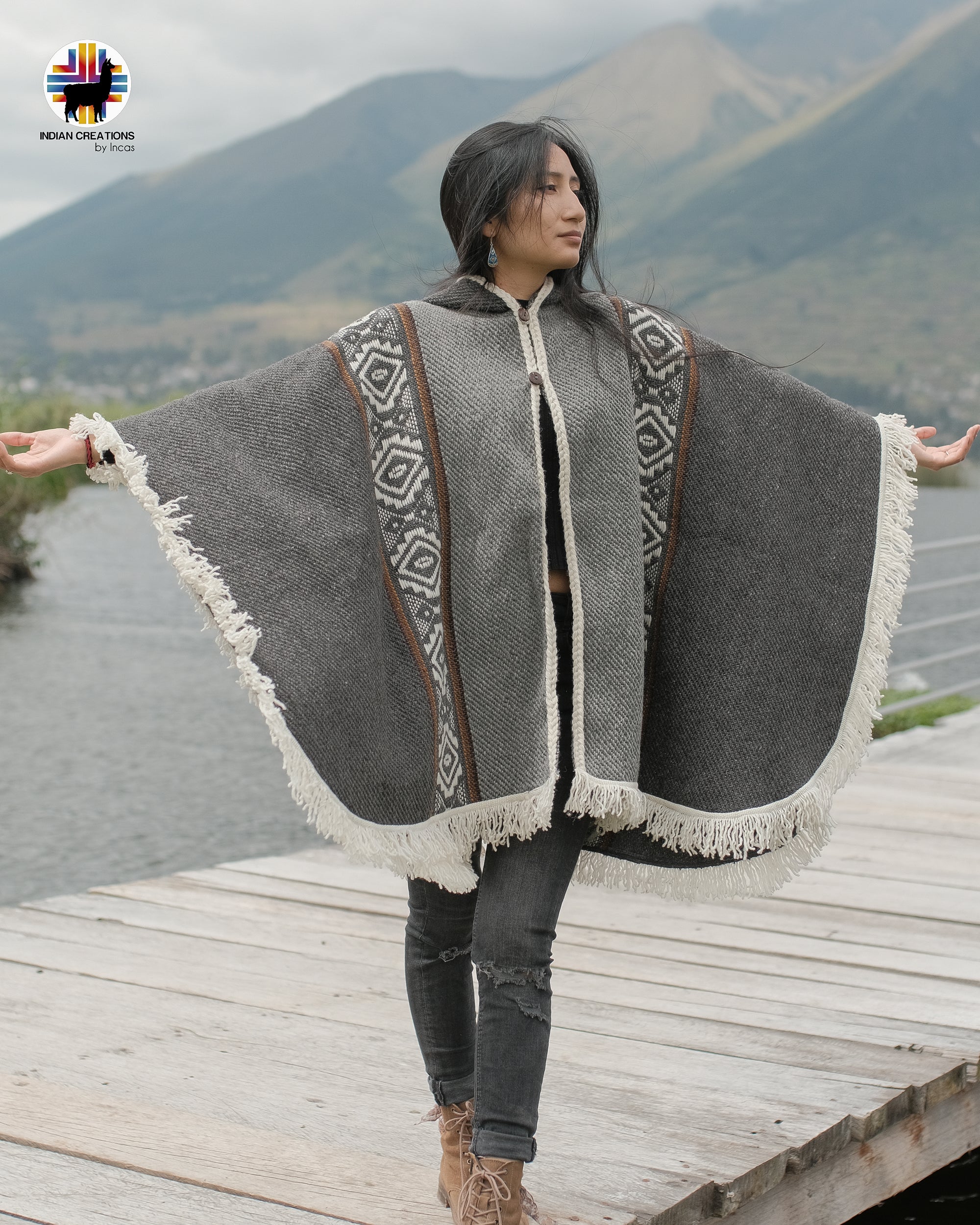 Forest Cavern Sheep Wool Cape