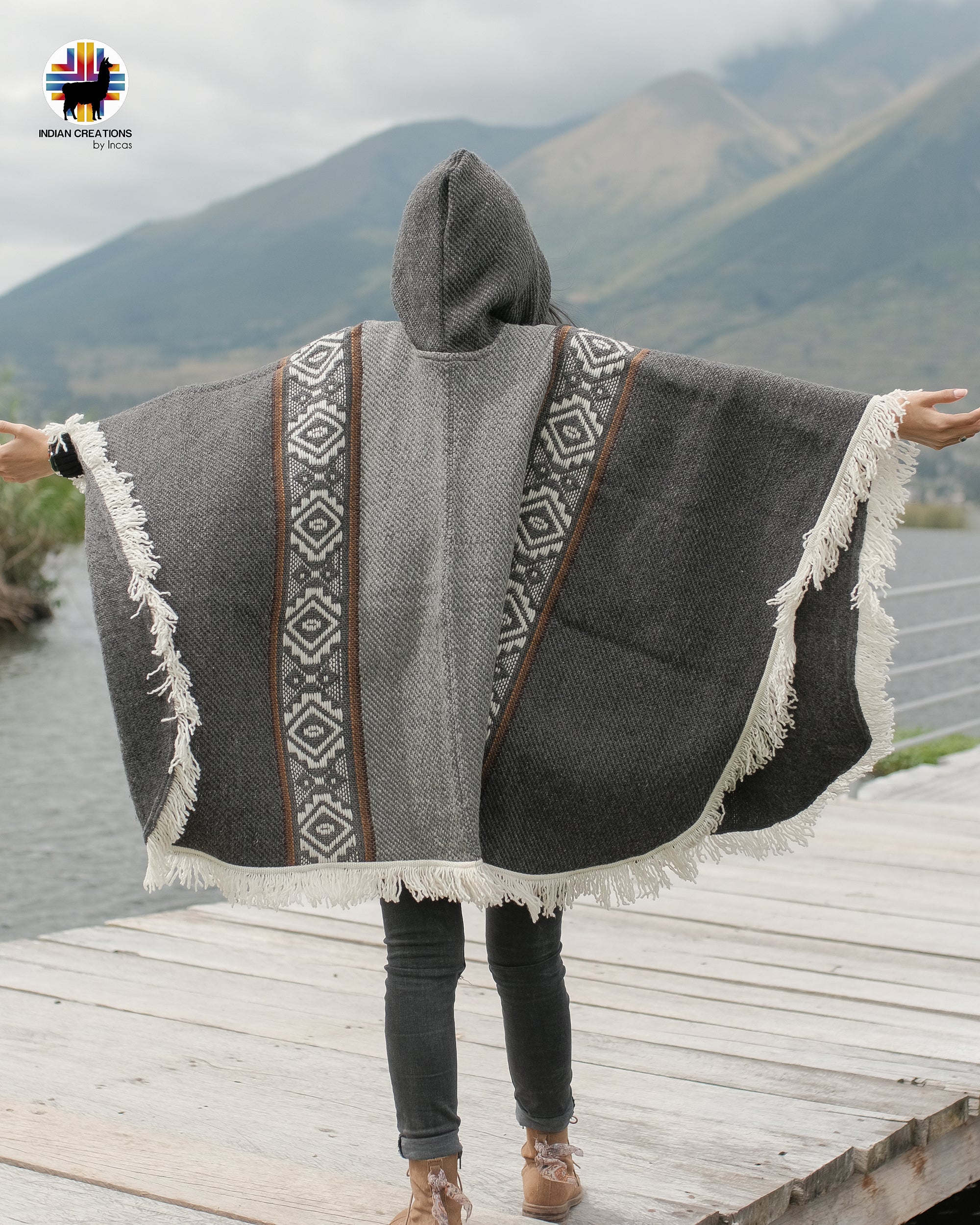 Forest Cavern Sheep Wool Cape