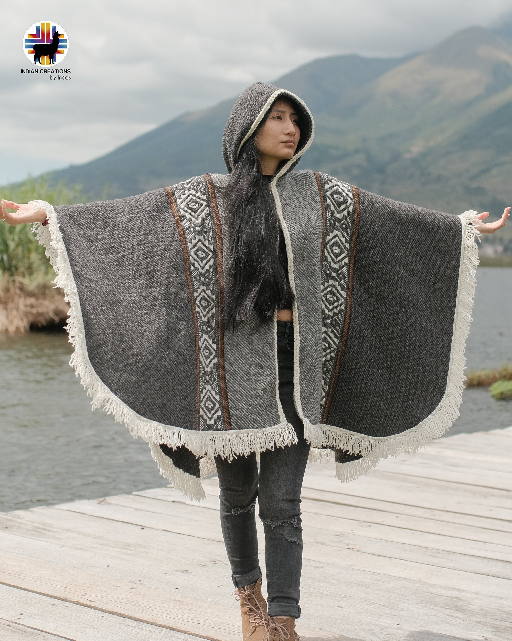 Forest Cavern Sheep Wool Cape