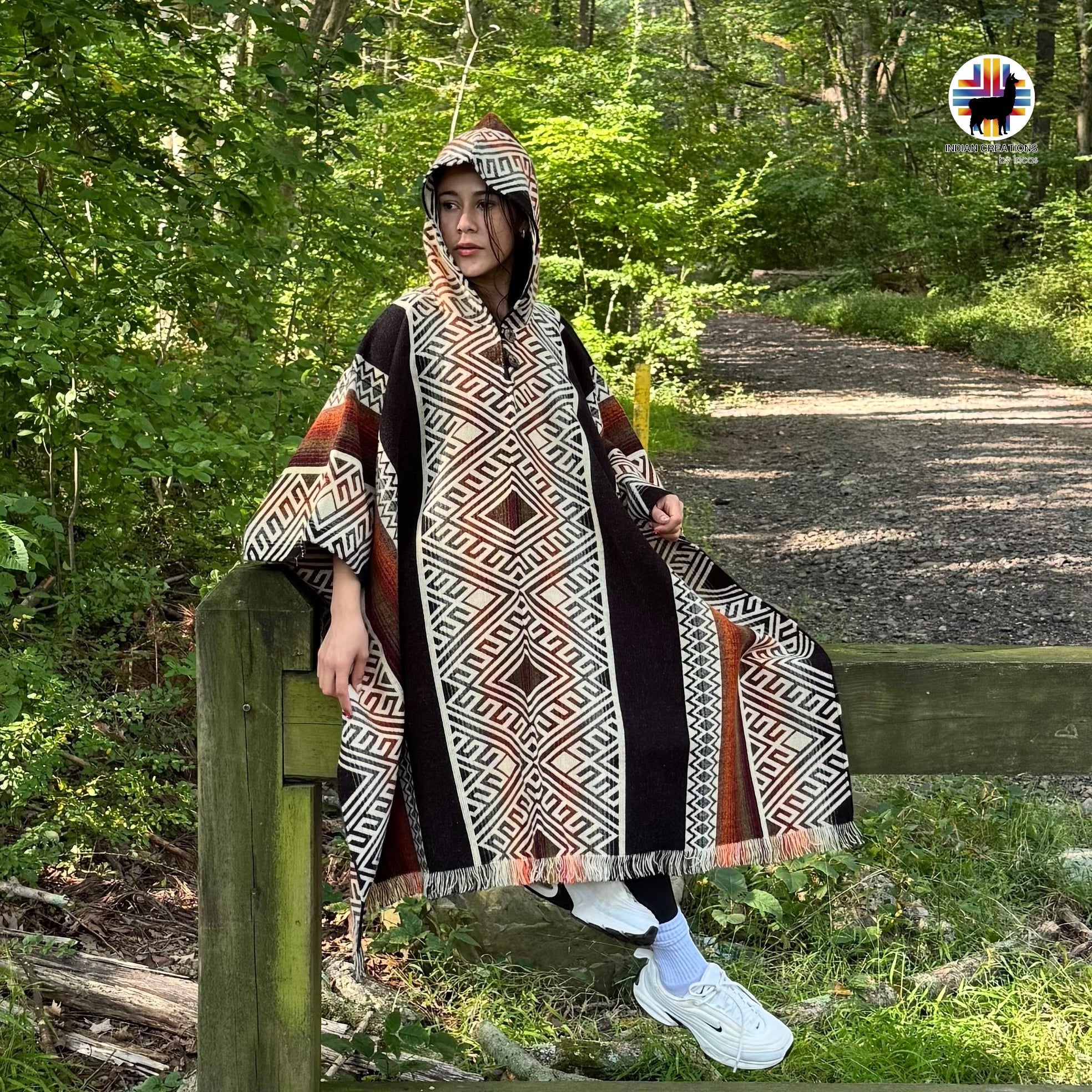 Dahlia pinnata Alpaca Poncho