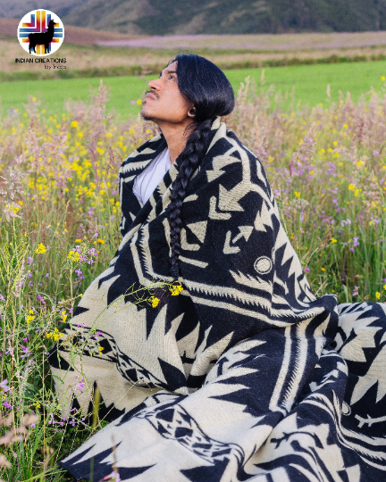 KING SIZE and Heavy-Duty Alpaca Blanket (Black Raven)