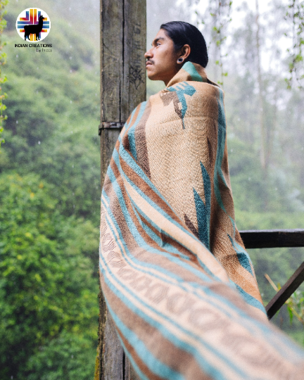 KING SIZE and Heavy-Duty Alpaca Blanket (Mountain Range)