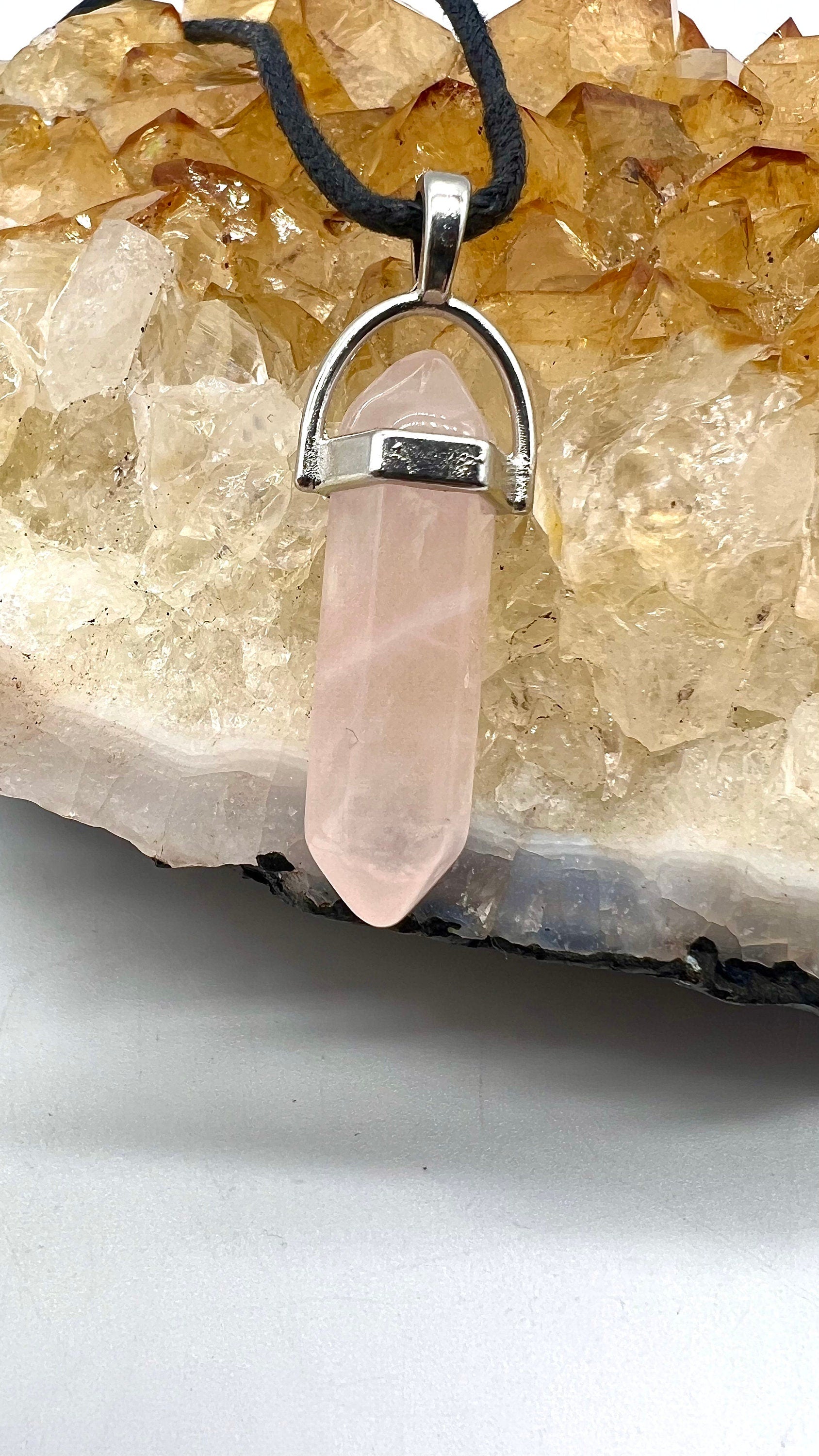 Crystal Pendulum Necklace. Chakra Pendant. Wire Wrapped Gemstone Pendant Necklace. Boho spiritual. FREE SHIPPING!
