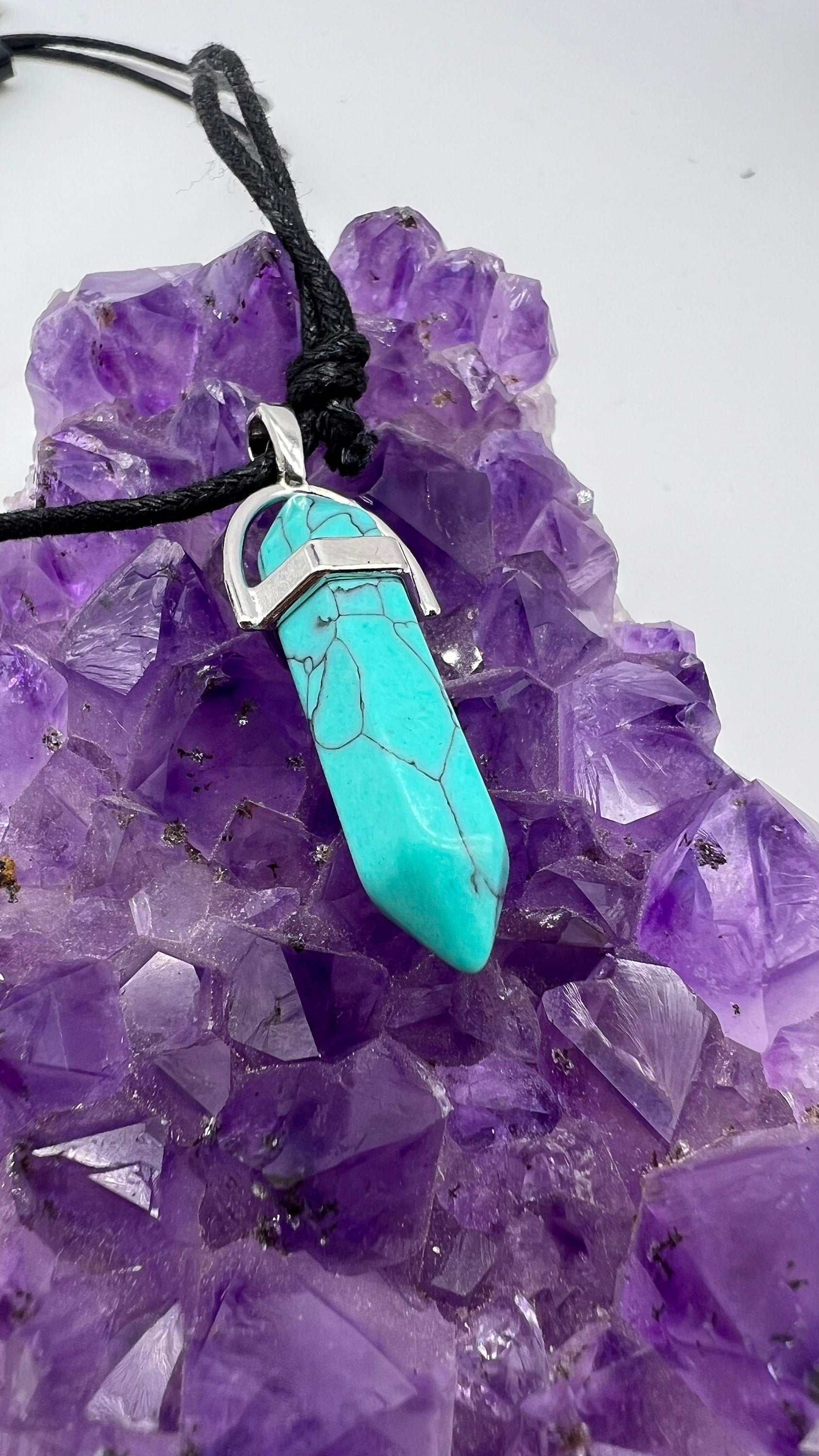 Crystal Pendulum Necklace. Chakra Pendant. Wire Wrapped Gemstone Pendant Necklace. Boho spiritual. FREE SHIPPING!
