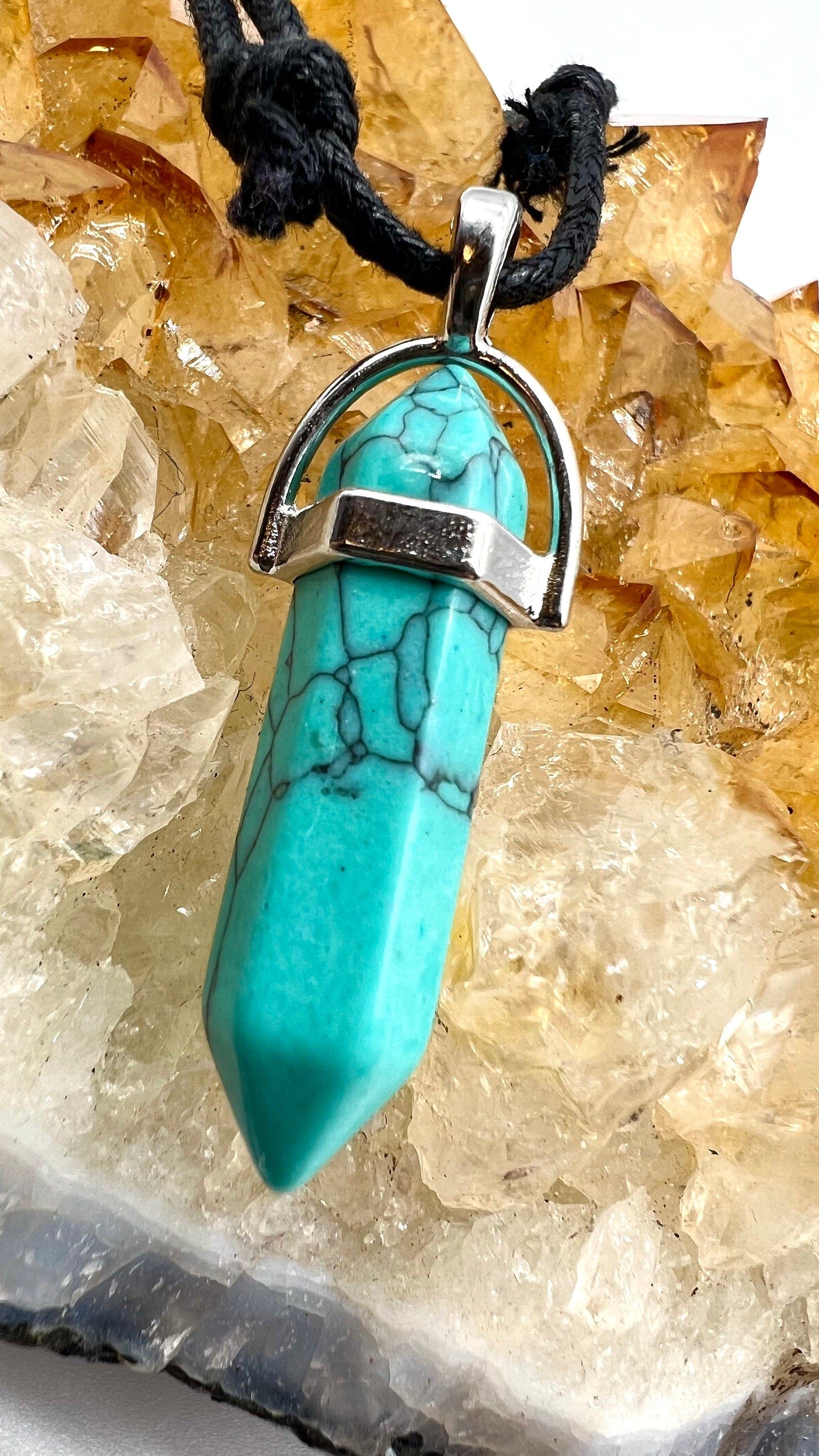 Crystal Pendulum Necklace. Chakra Pendant. Wire Wrapped Gemstone Pendant Necklace. Boho spiritual. FREE SHIPPING!
