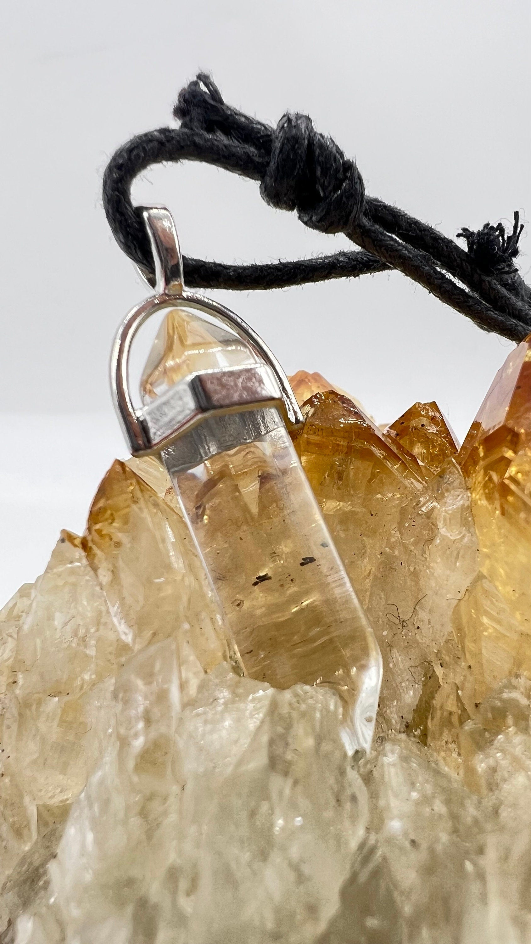 Crystal Pendulum Necklace. Chakra Pendant. Wire Wrapped Gemstone Pendant Necklace. Boho spiritual. FREE SHIPPING!