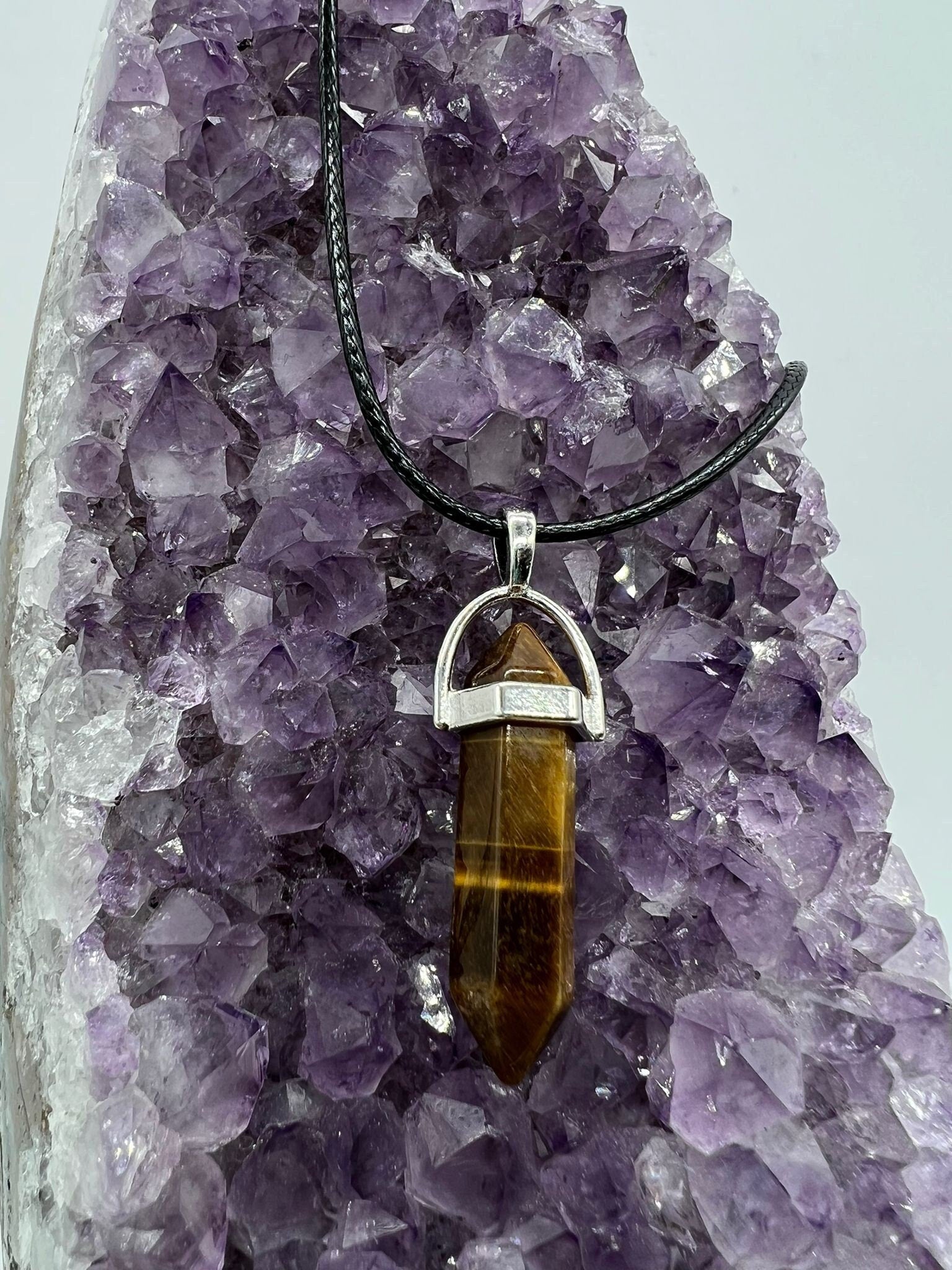 Crystal Pendulum Necklace. Chakra Pendant. Wire Wrapped Gemstone Pendant Necklace. Boho spiritual. FREE SHIPPING! Gift Ideas.