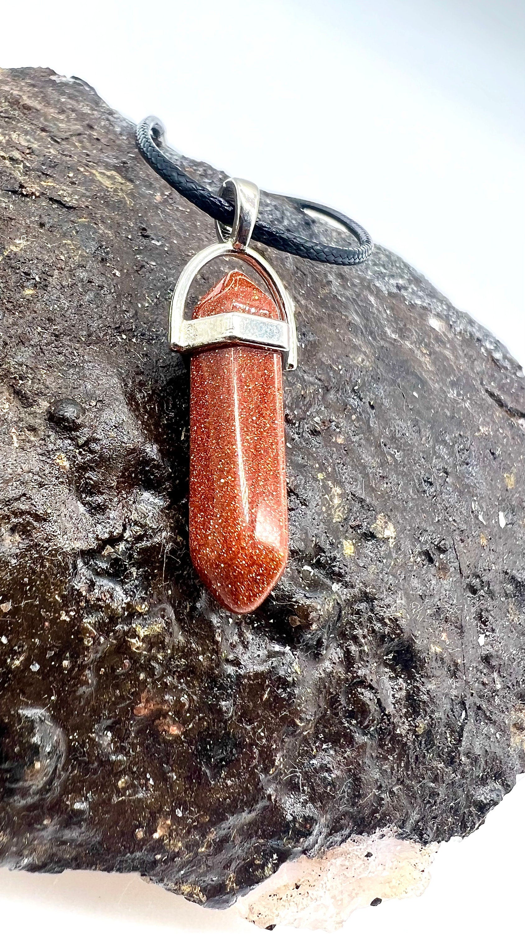 Crystal Pendulum Necklace. Chakra Pendant. Wire Wrapped Gemstone Pendant Necklace. Boho spiritual. FREE SHIPPING!