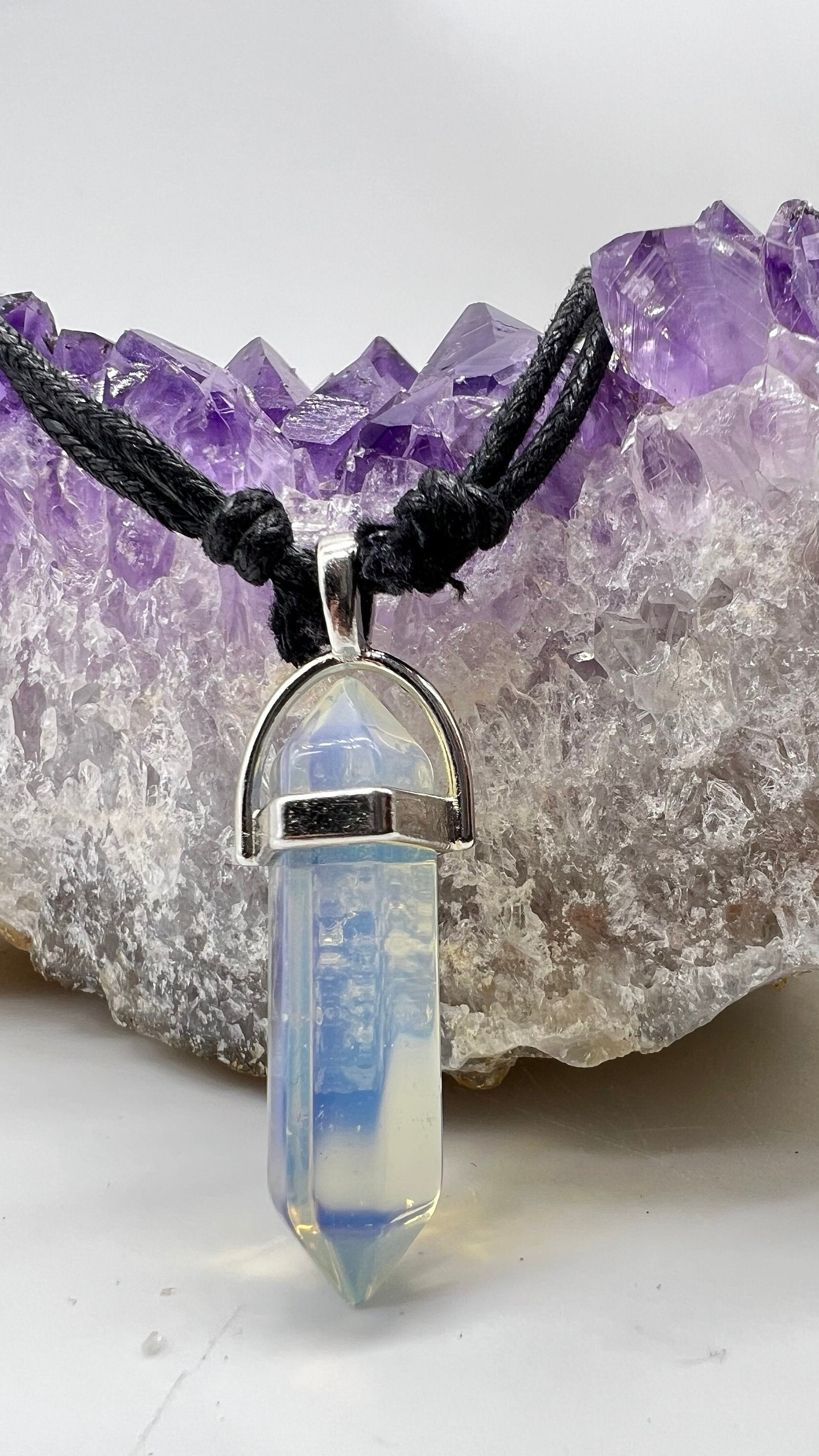 Crystal Pendulum Necklace. Chakra Pendant. Wire Wrapped Gemstone Pendant Necklace. Boho spiritual. FREE SHIPPING! San Valentine Gift Ideas