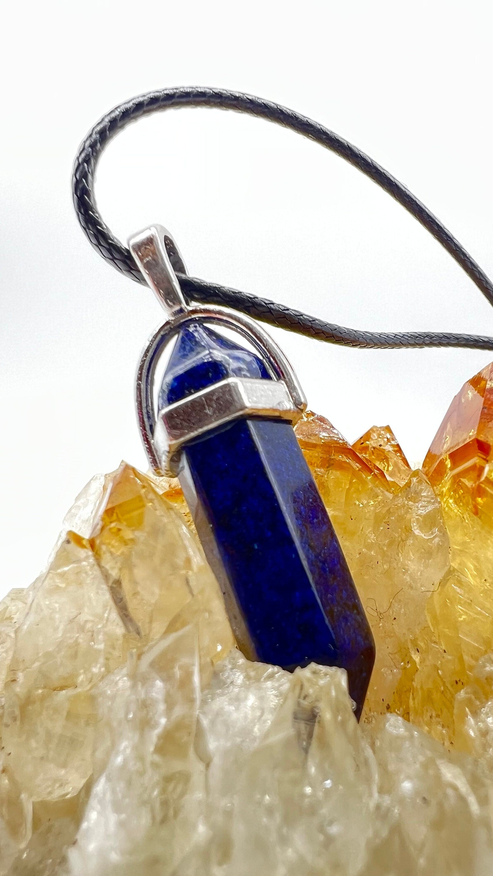 Crystal Pendulum Necklace. Chakra Pendant. Wire Wrapped Gemstone Pendant Necklace. Boho spiritual. FREE SHIPPING!