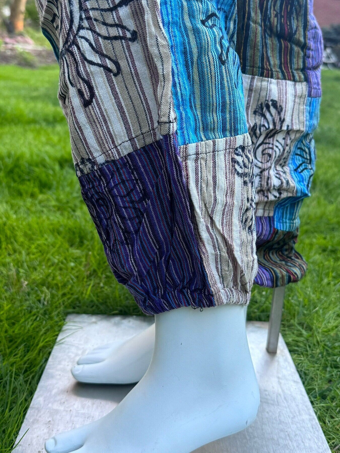 Hippie Style Pants.Size L. Active Wear Bohemian Style. Super Comfortable and Machine Washable. Gifts Ideas